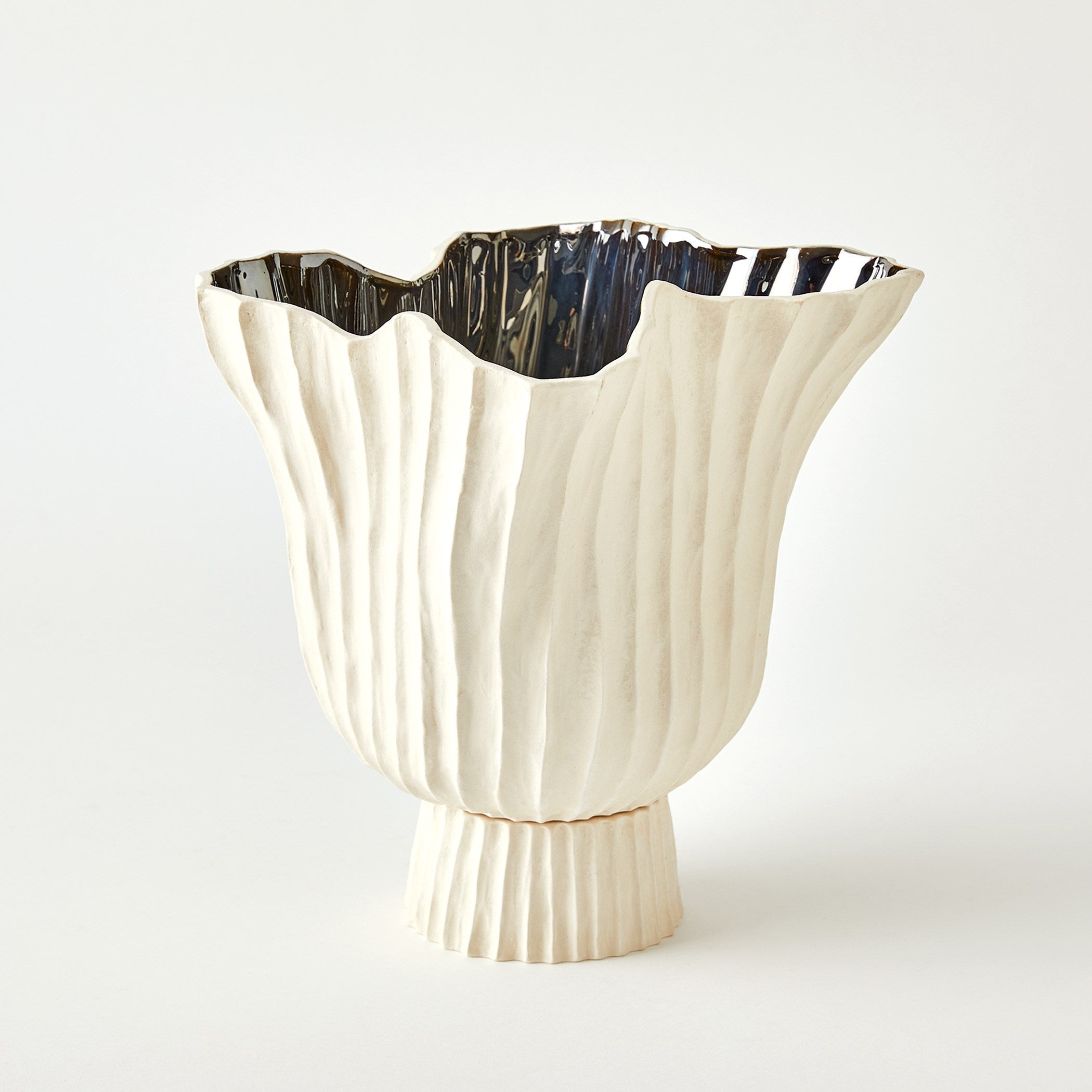 Global Views Folha Footed Vase