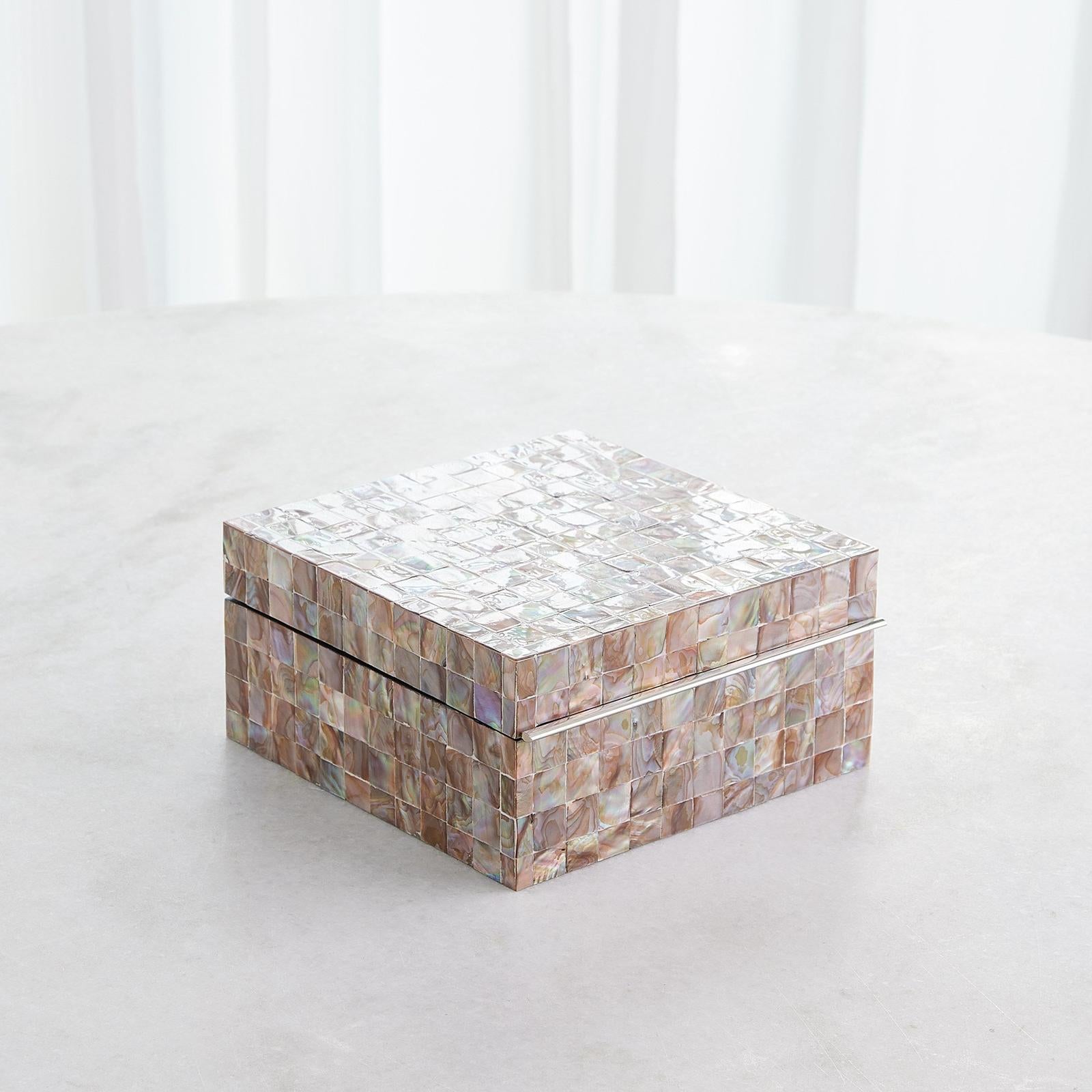 Global Views Mother Of Pearl Box
