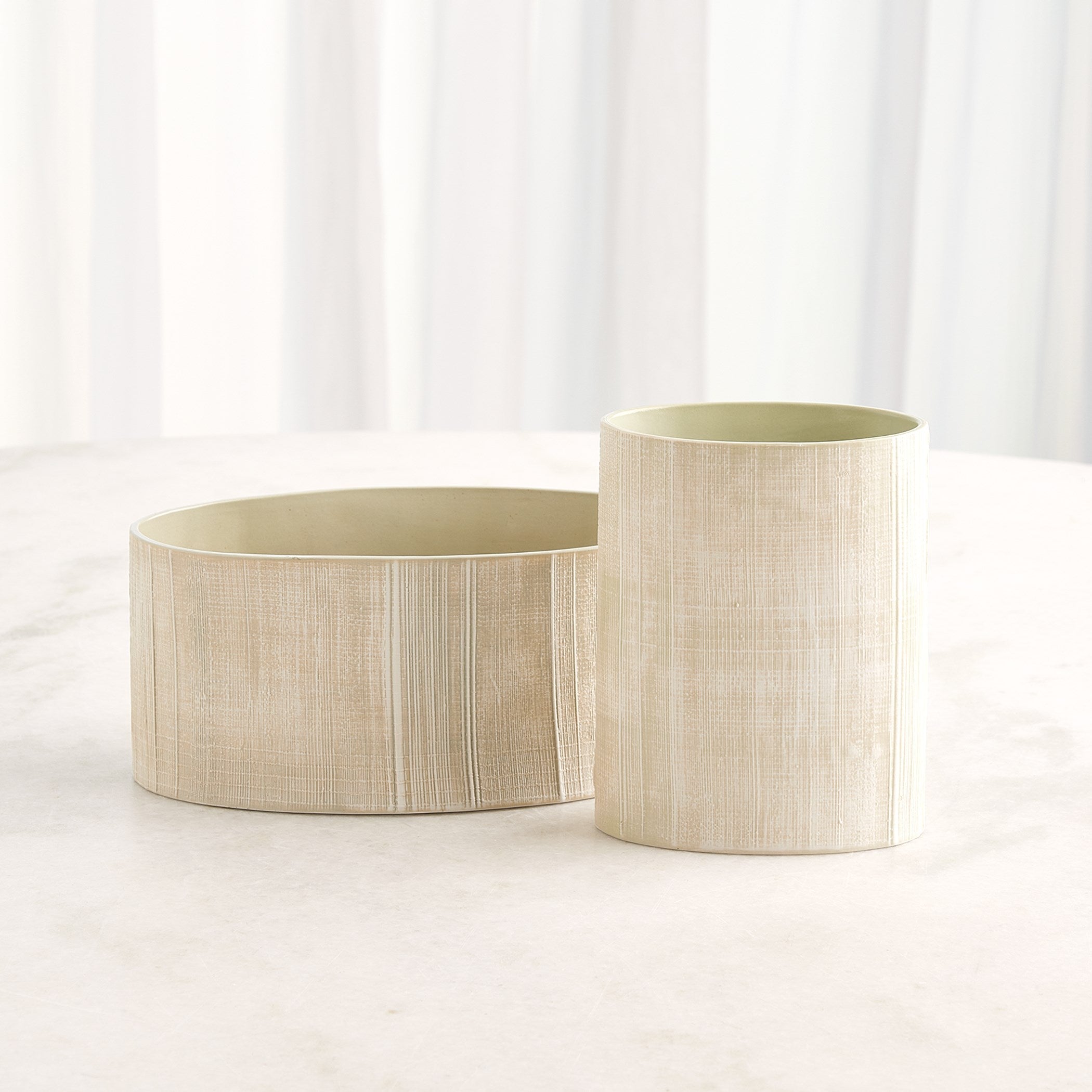 Global Views Celery Cross Hatch Vase