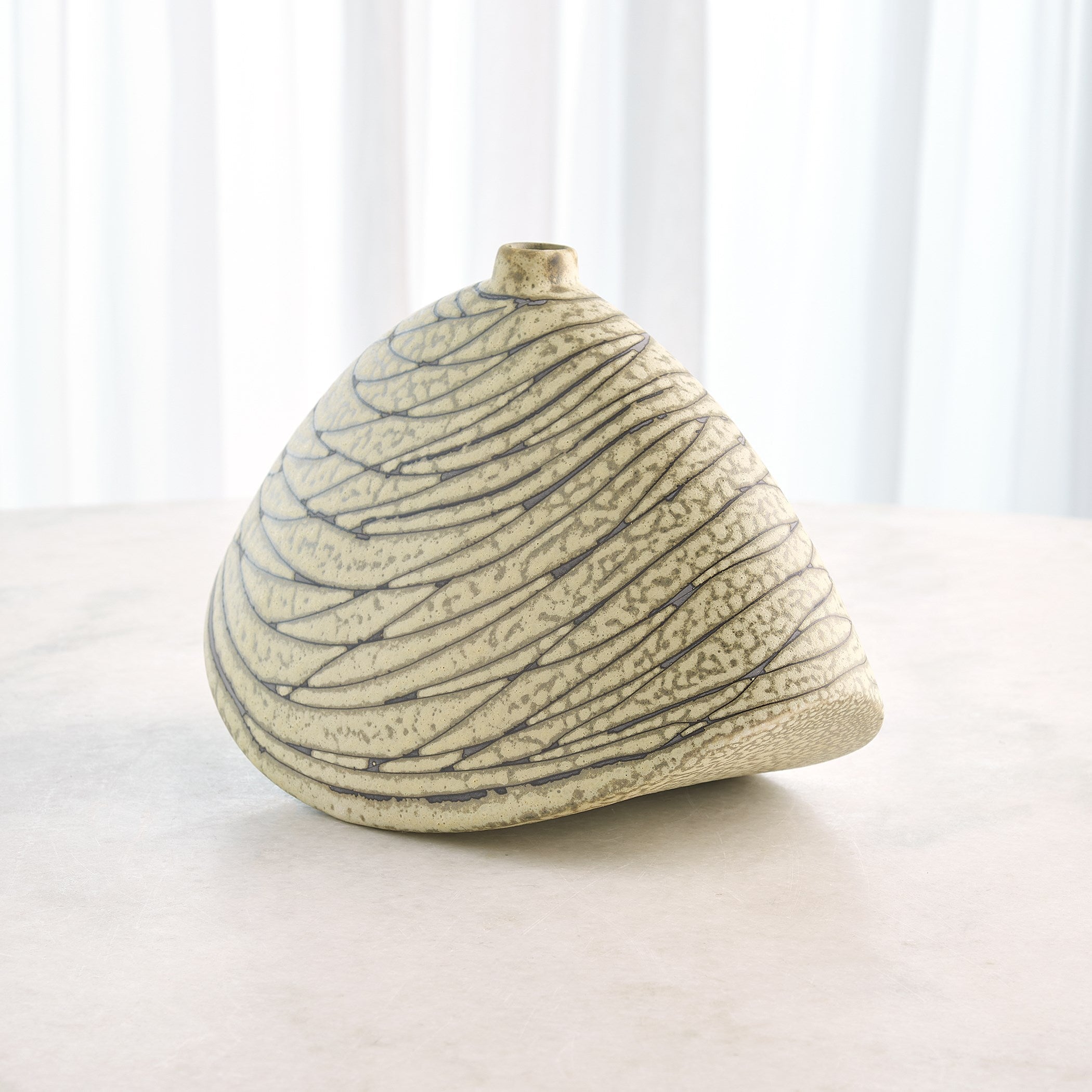 Global Views Celery Stratum Vase