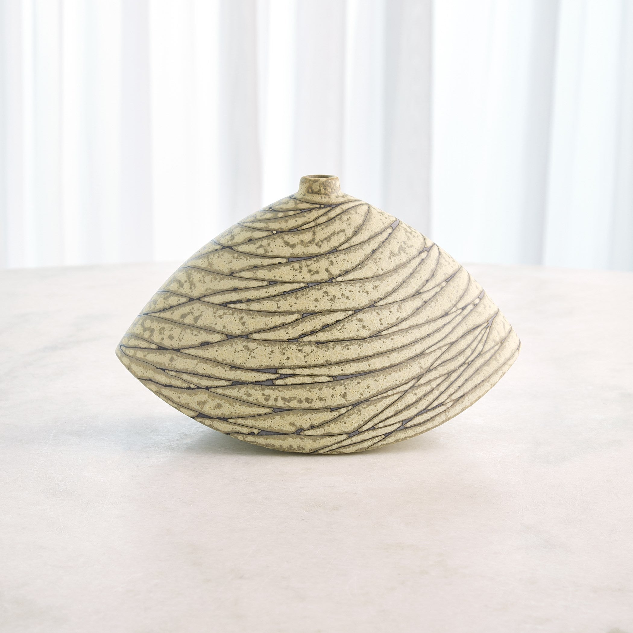 Global Views Celery Stratum Vase