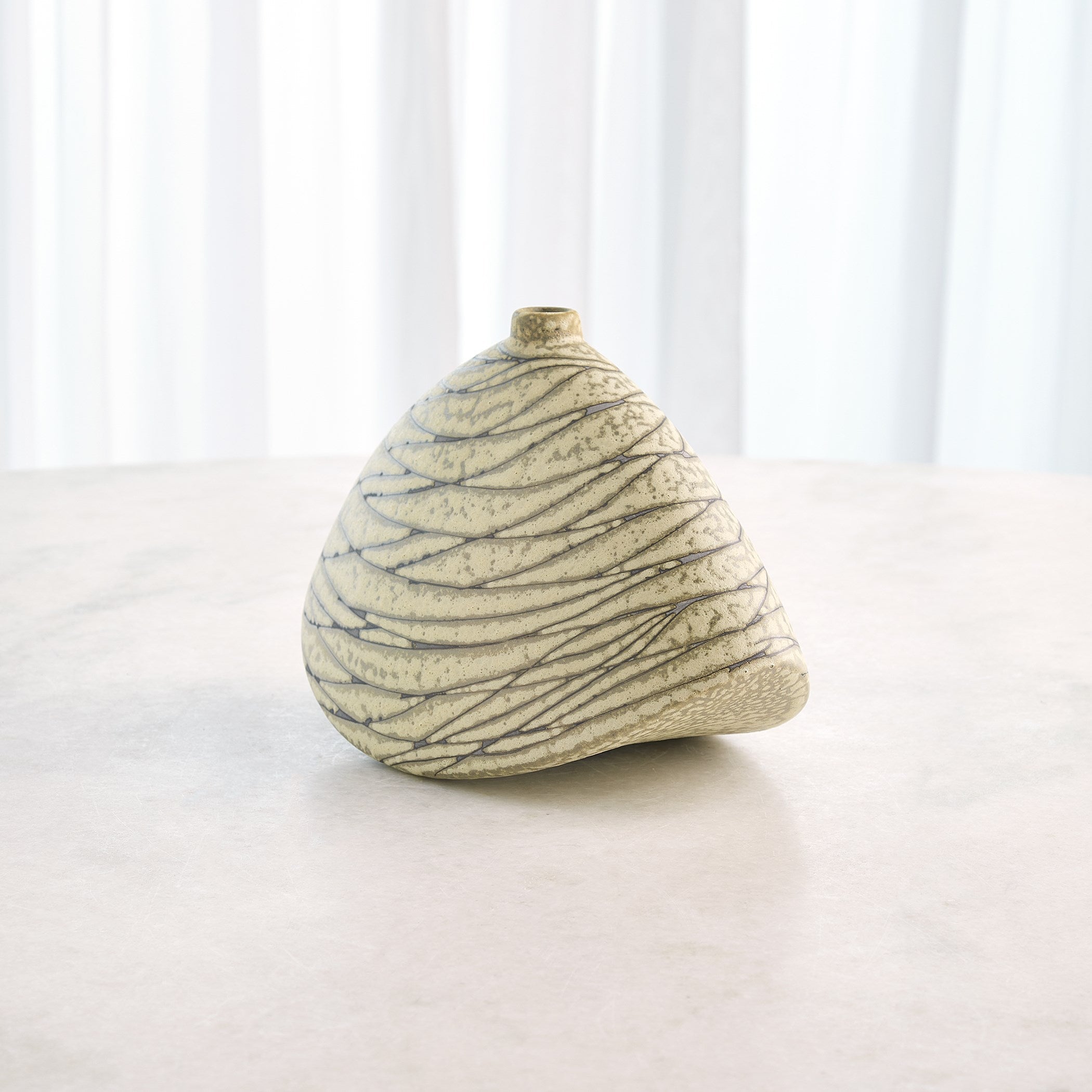Global Views Celery Stratum Vase