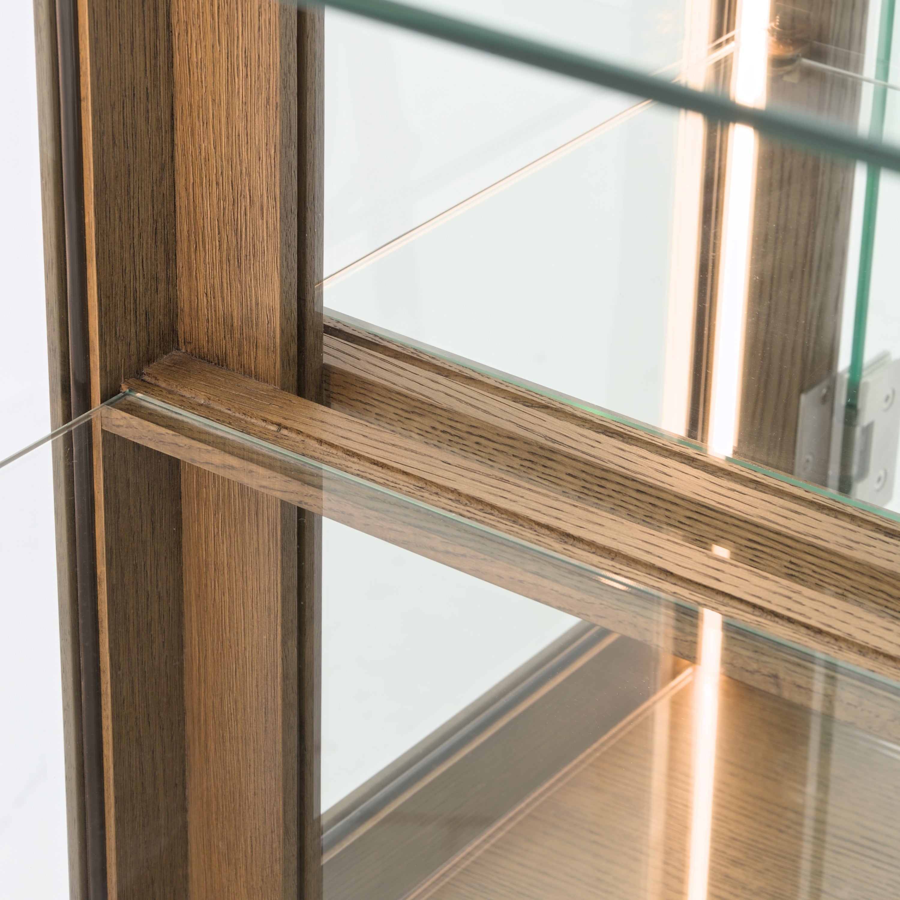 Michael Amini Portrait Display Cabinet - Sienna Brown
