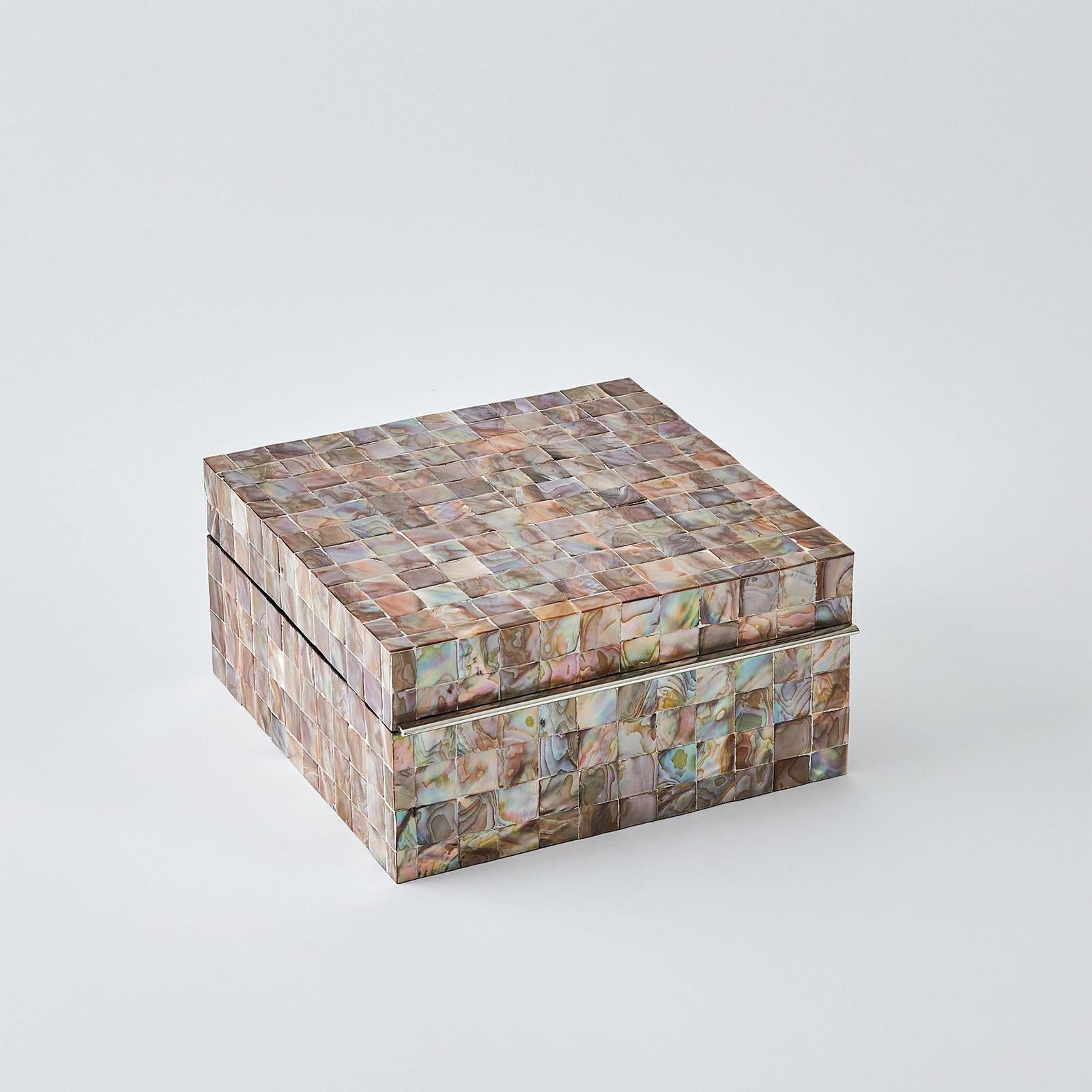Global Views Mother Of Pearl Box