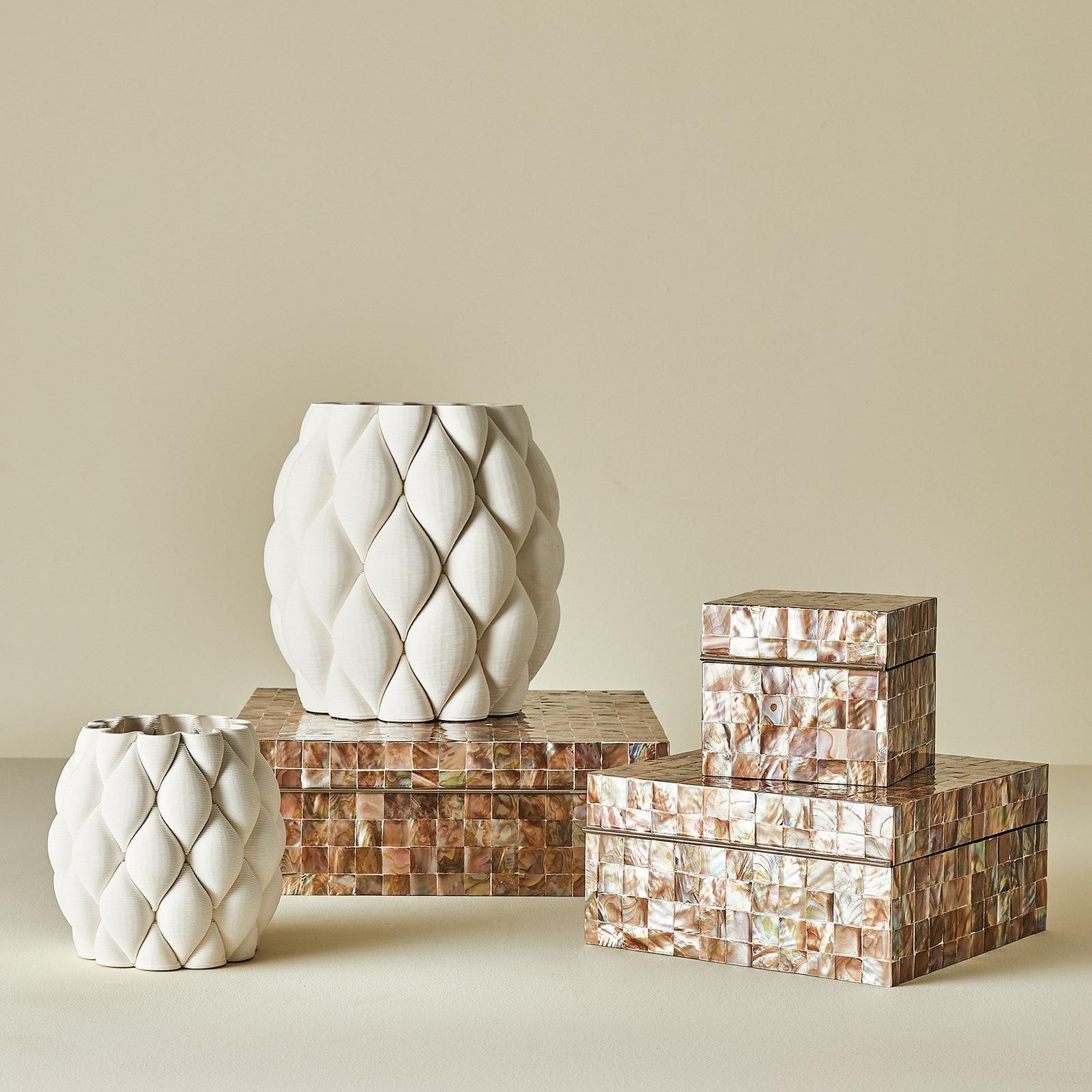 Global Views Mother Of Pearl Box