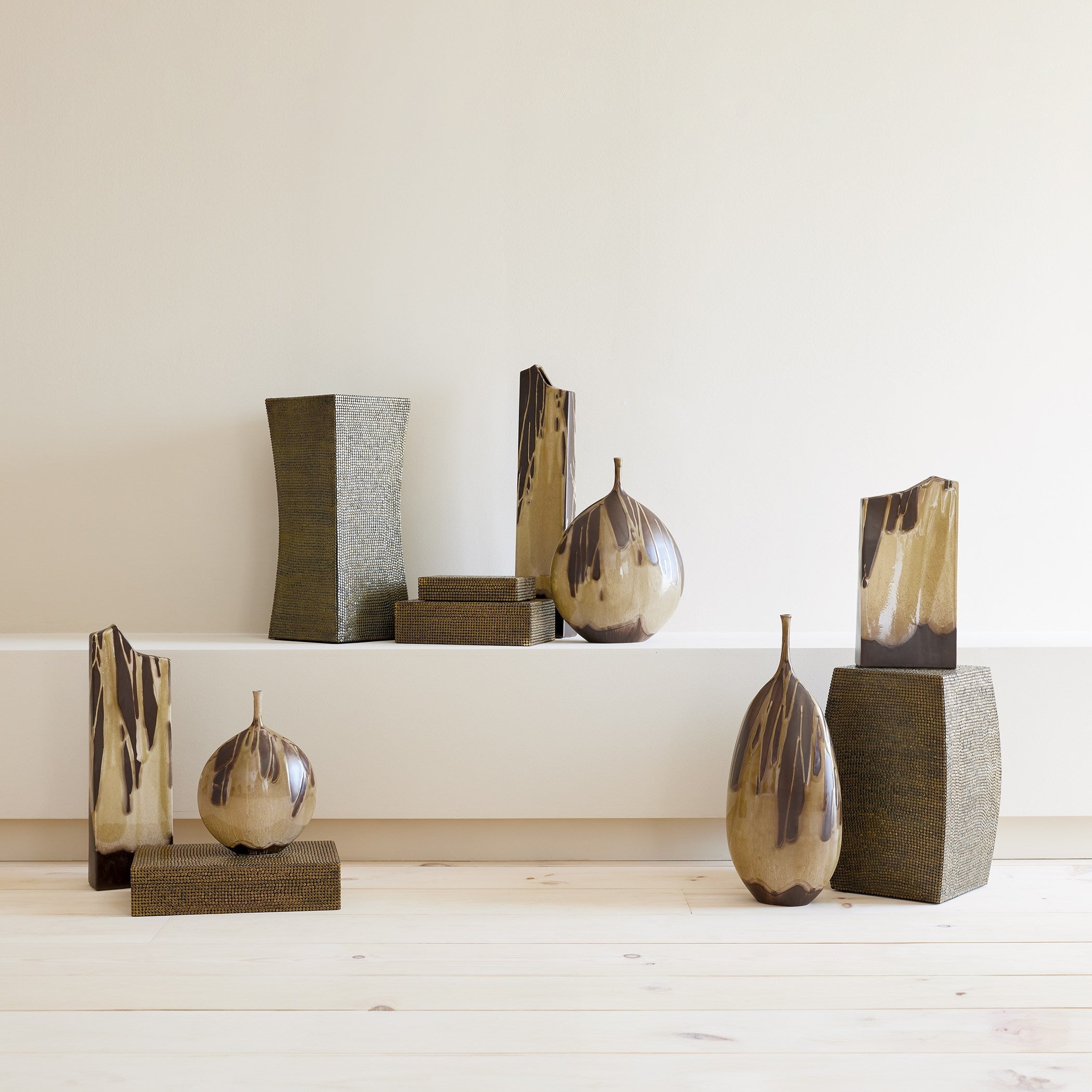 Global Views Aged Brass Lames Table