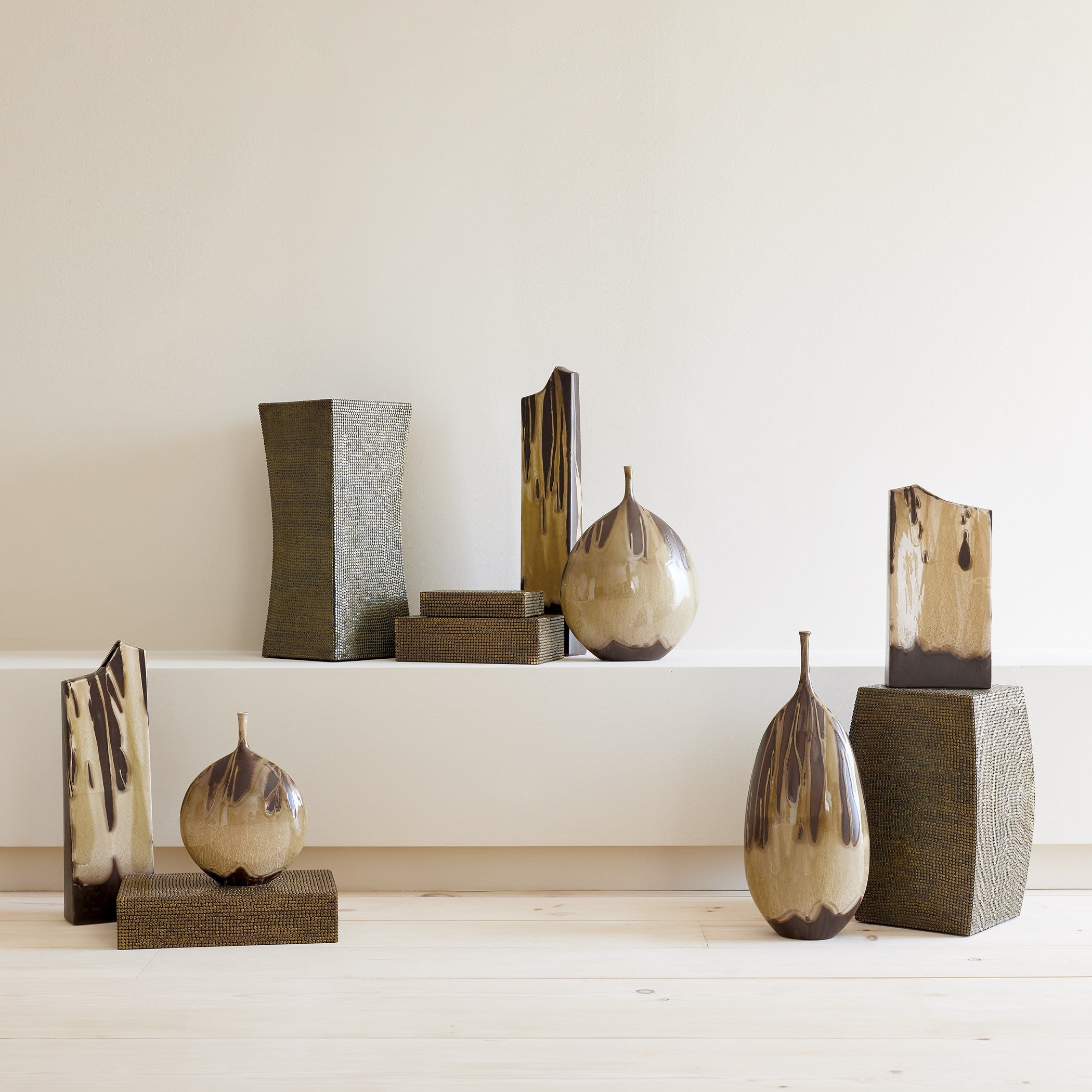 Global Views Column Splash Vase Umber