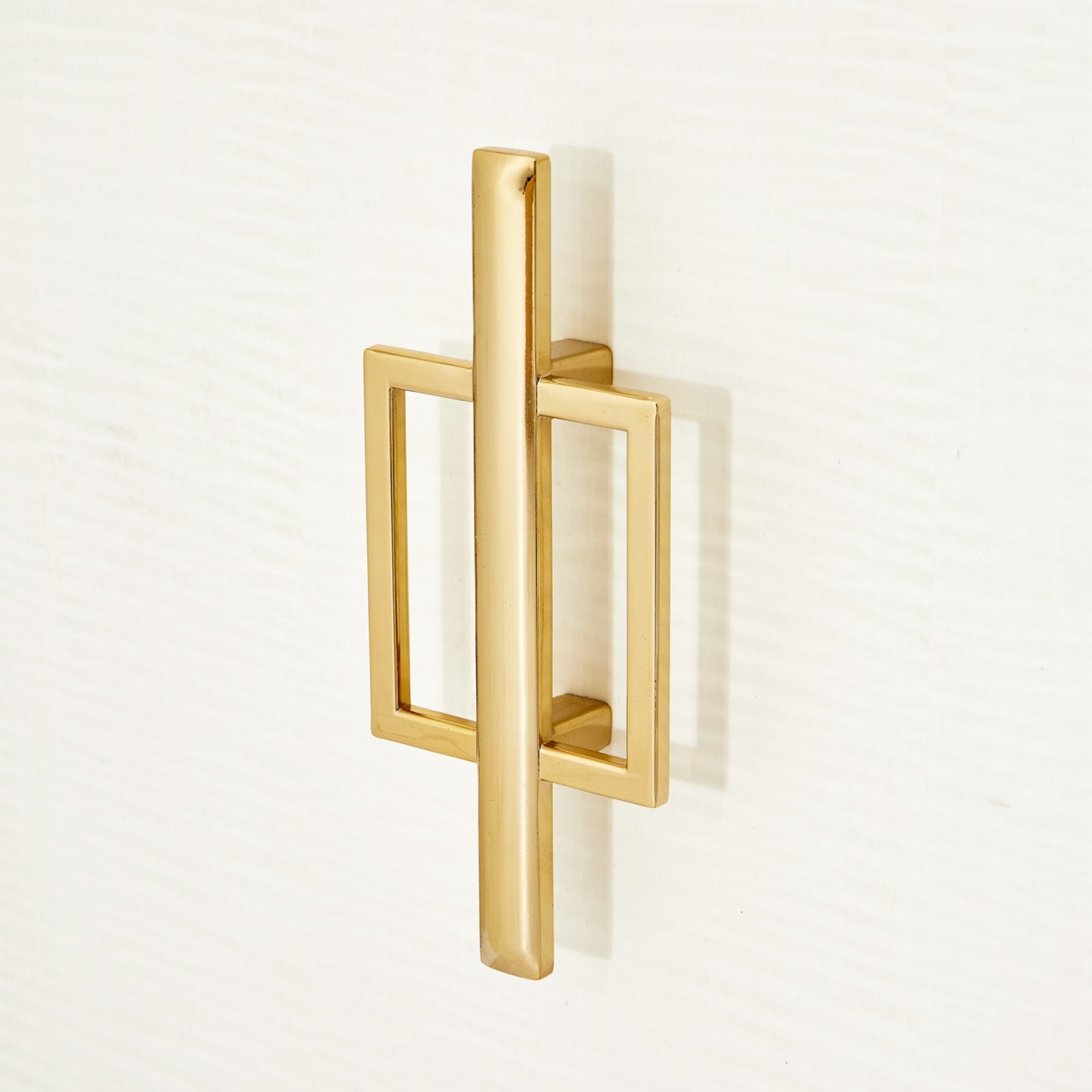 Michael Amini Belmont Place Display Cabinet - Espresso