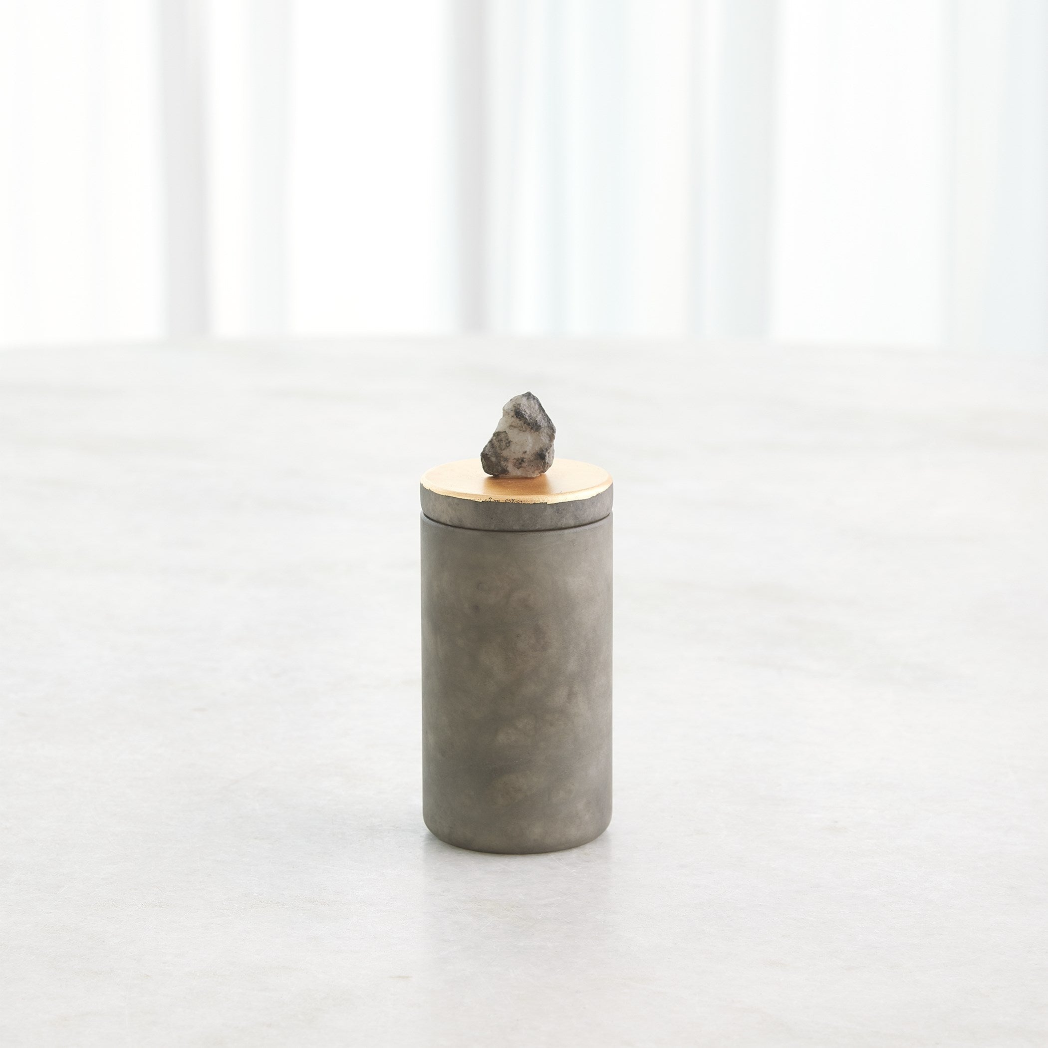 Global Views Quarry Jar