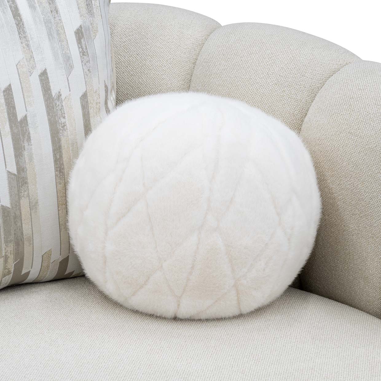 Michael Amini Scotts Square Loveseat