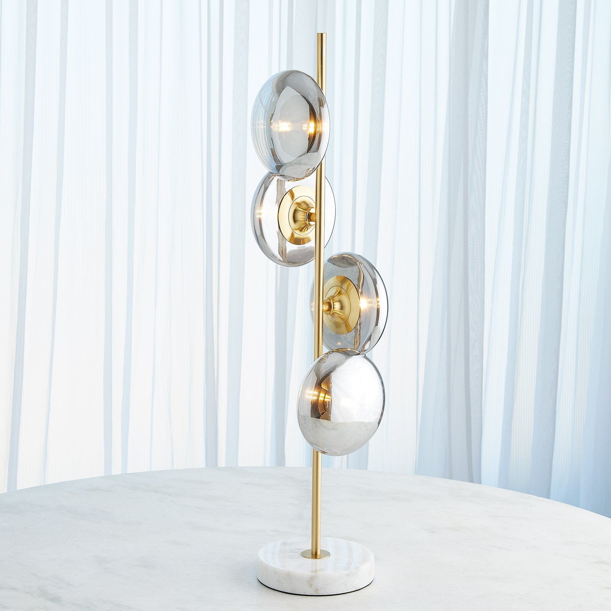 Global Views oke Brass Stellar Table Lamp