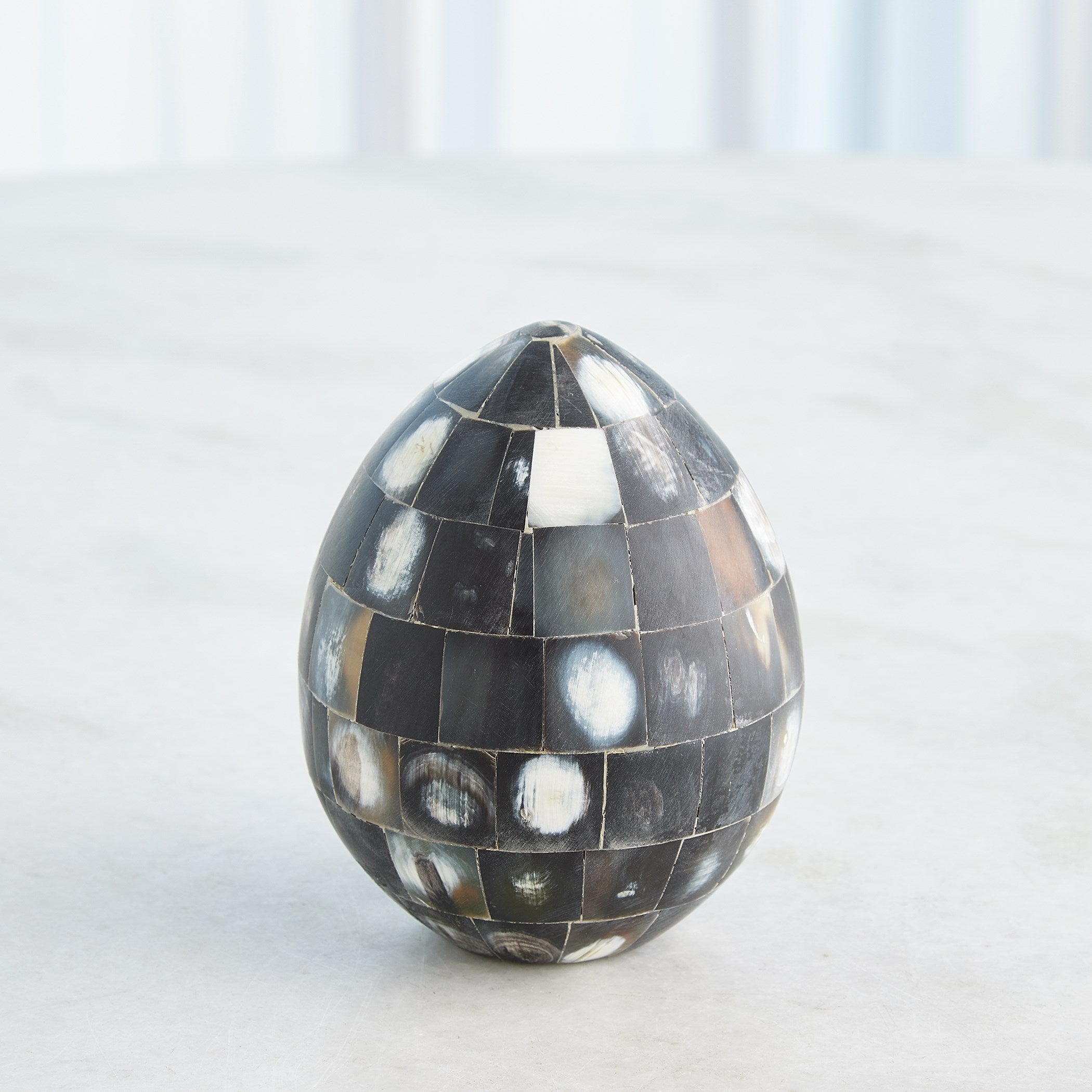 Global Views Horn Egg