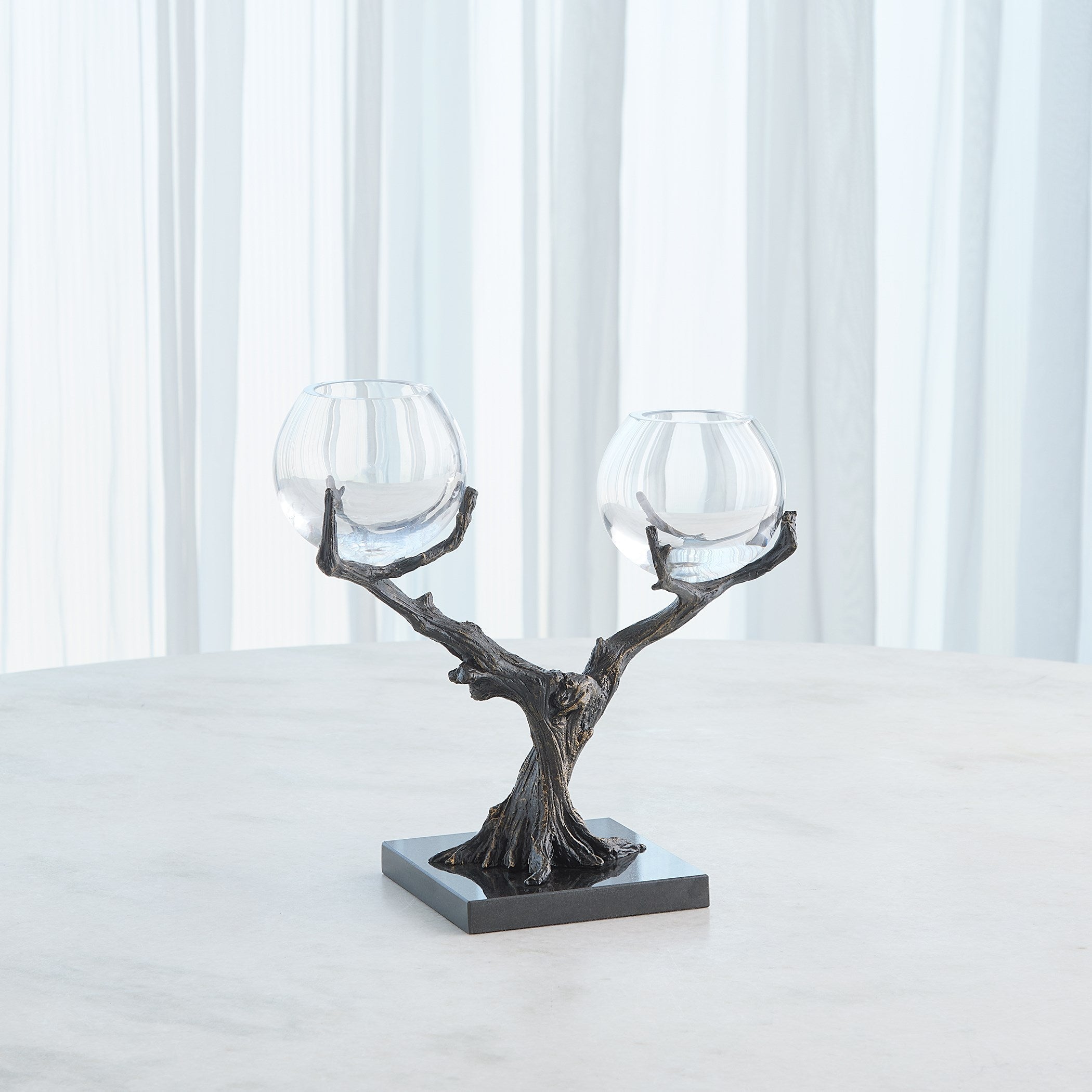 Global Views Natural Iron Monterey Vase Holder