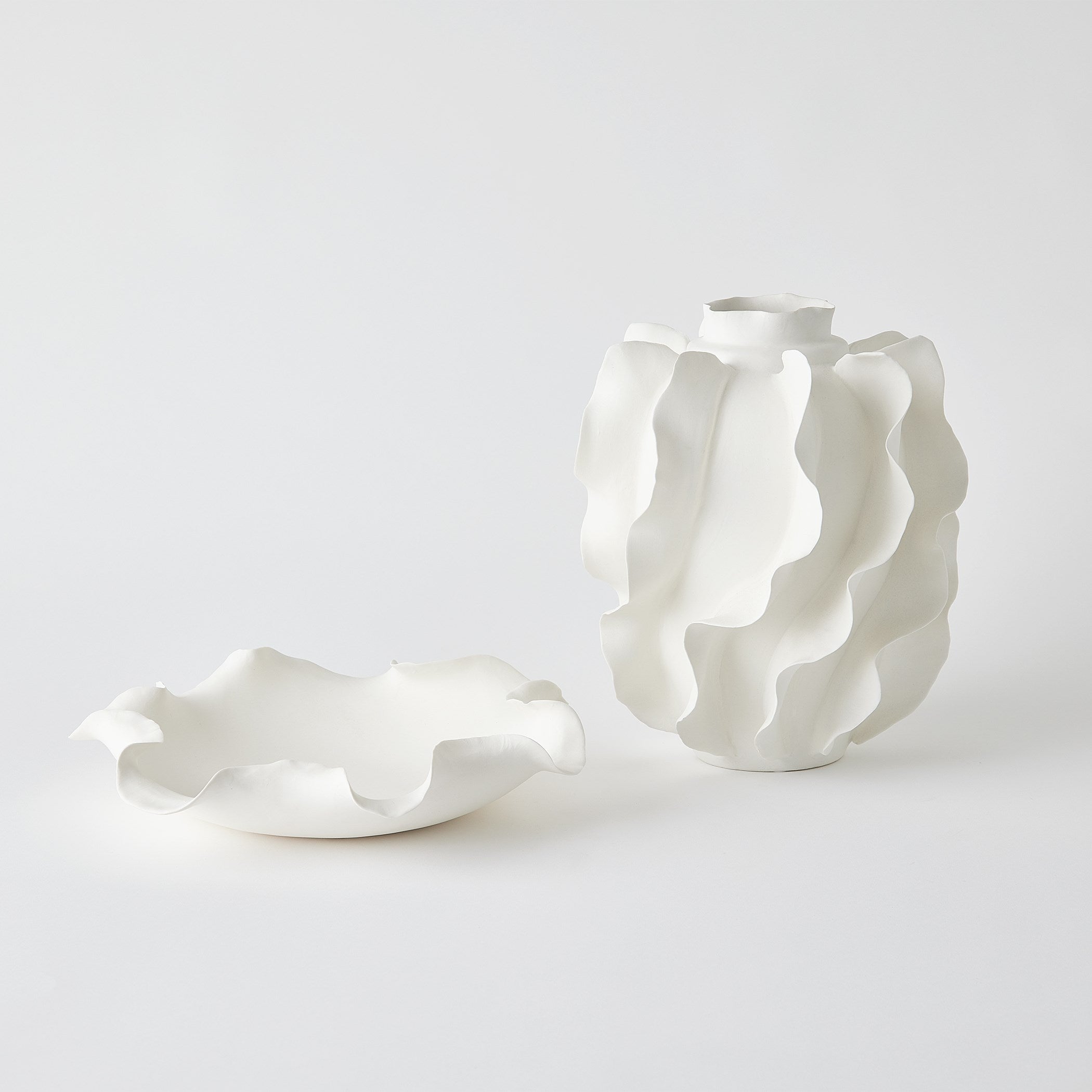 Global Views Matte White Folios Bowl