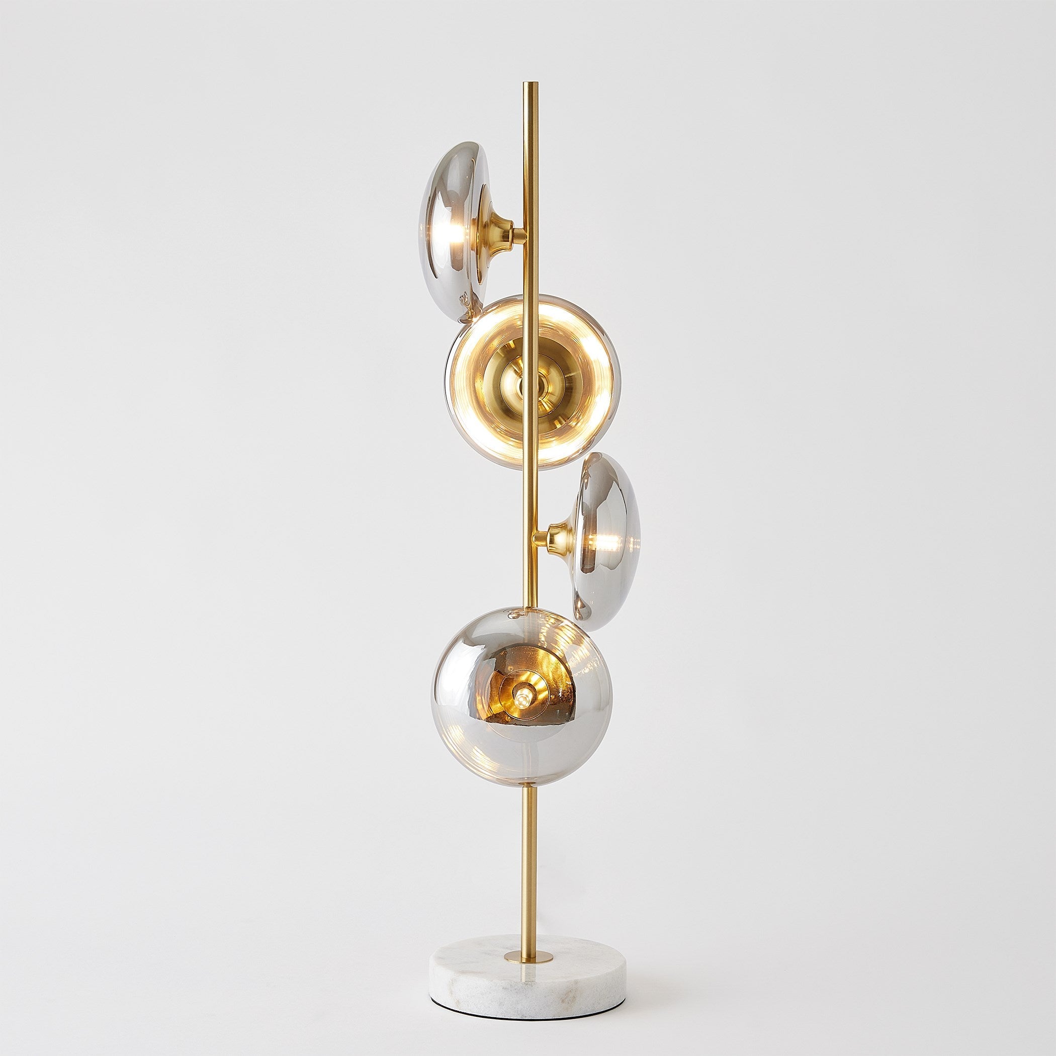 Global Views oke Brass Stellar Table Lamp