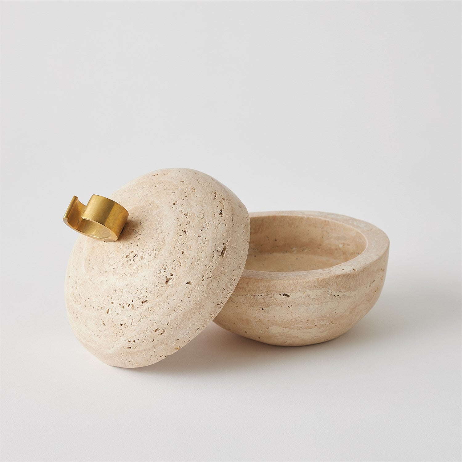 Global Views Caillou Lidded Pot