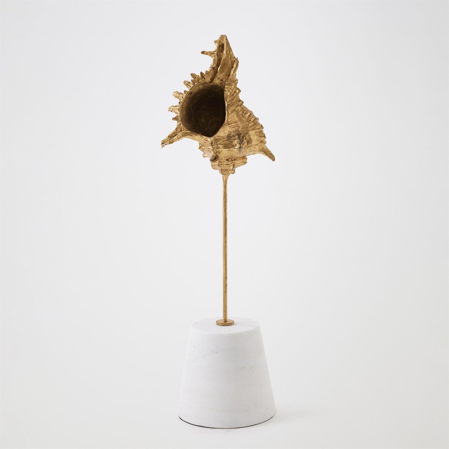 Global Views Gold Leaf Shells on Marble Miter