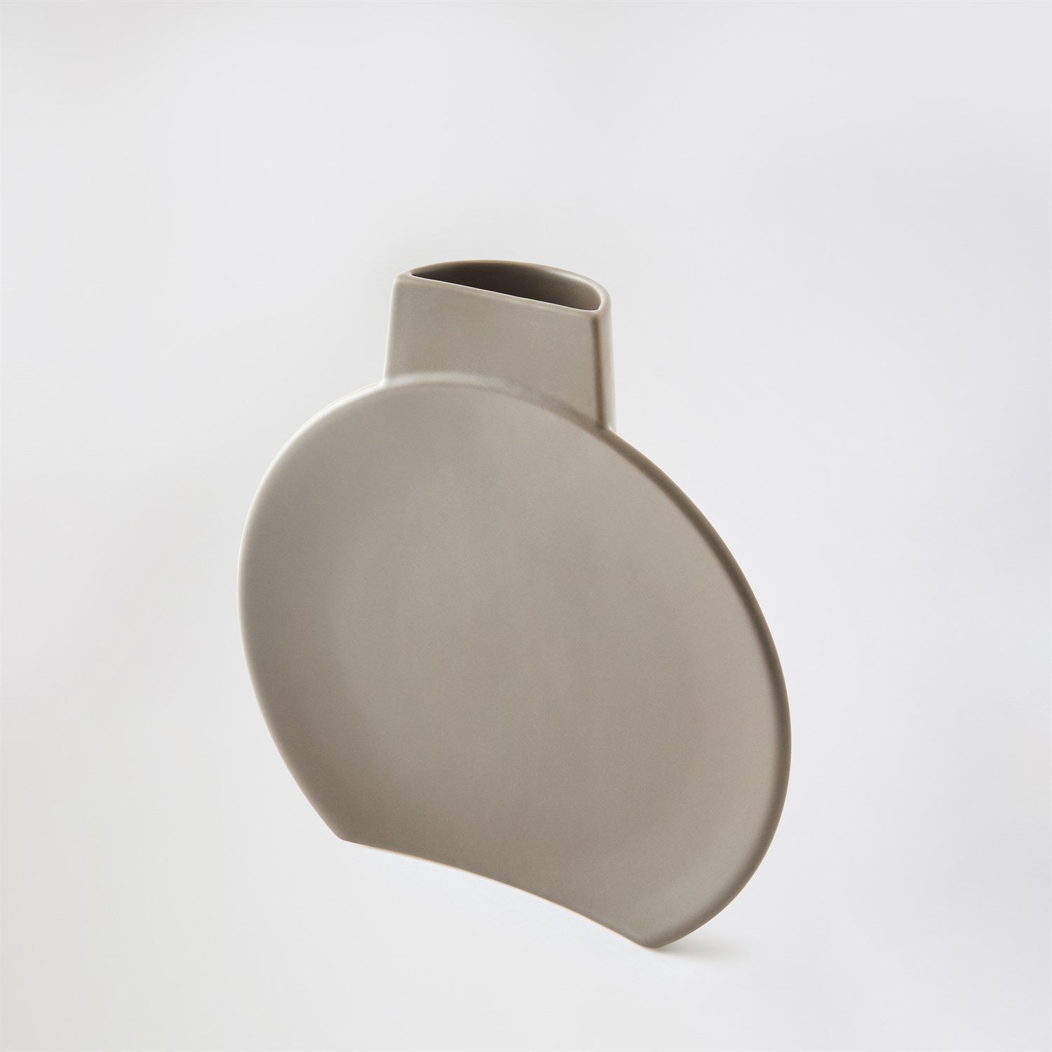 Global Views Clay Salver Vase