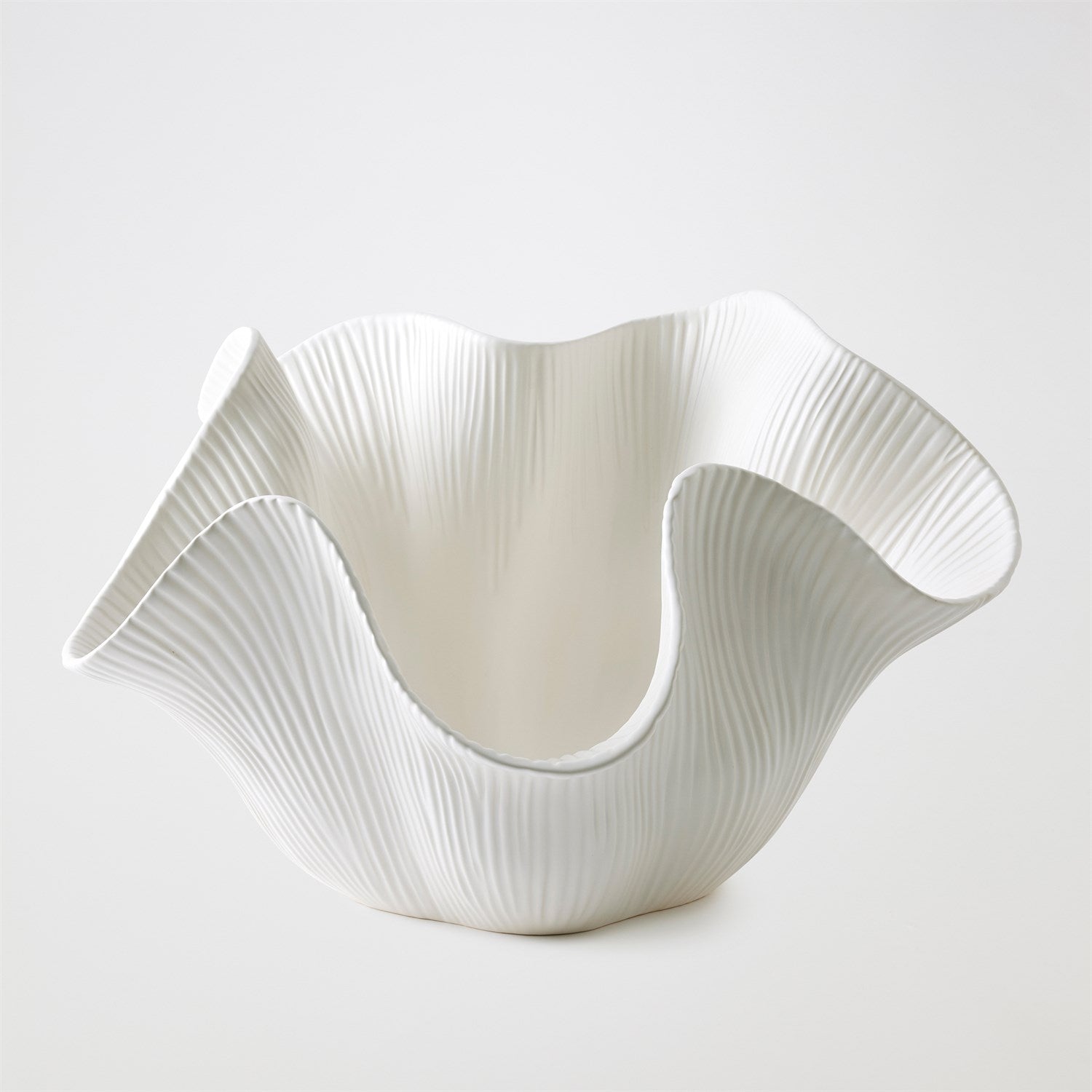 Global Views Scallop Bowl