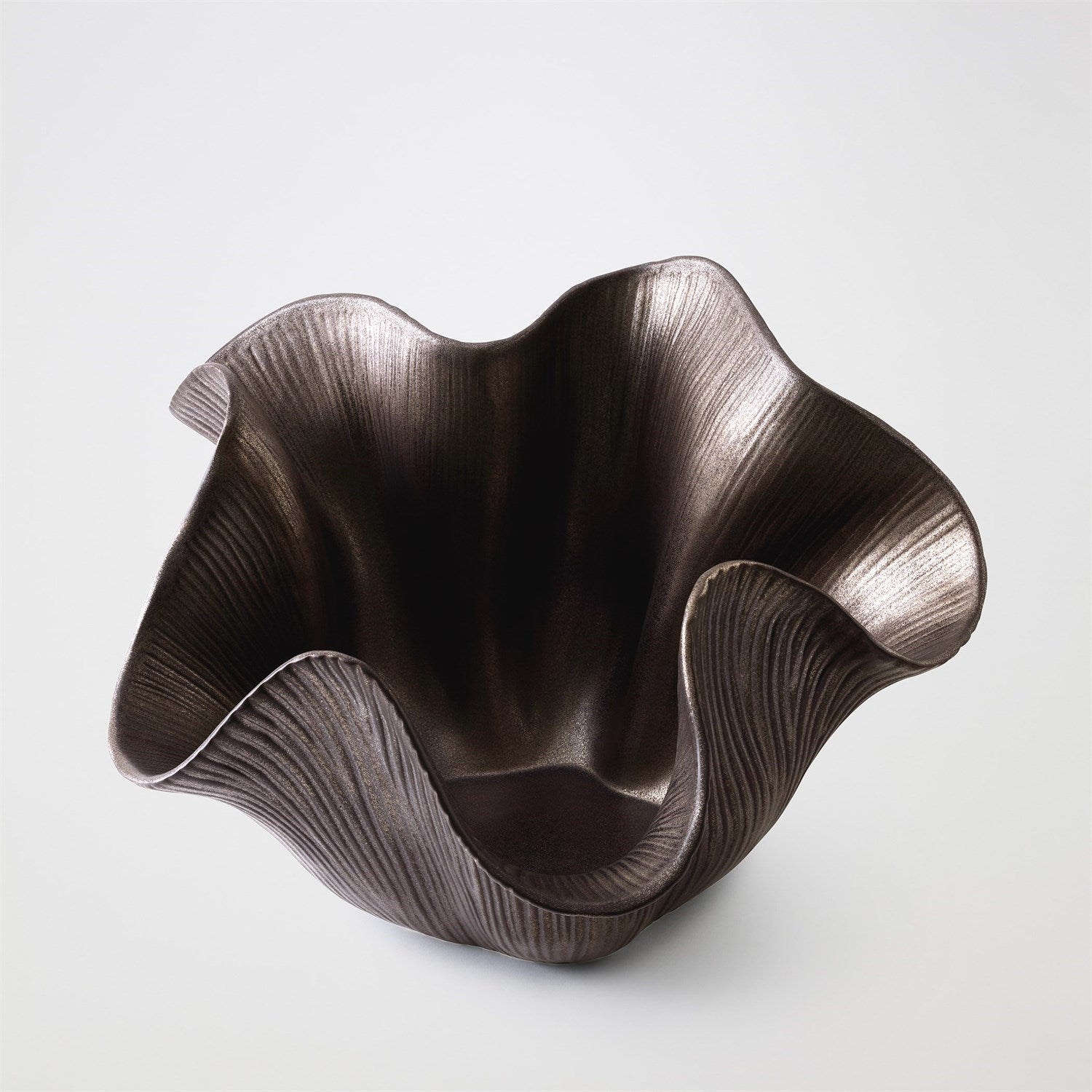 Global Views Scallop Bowl