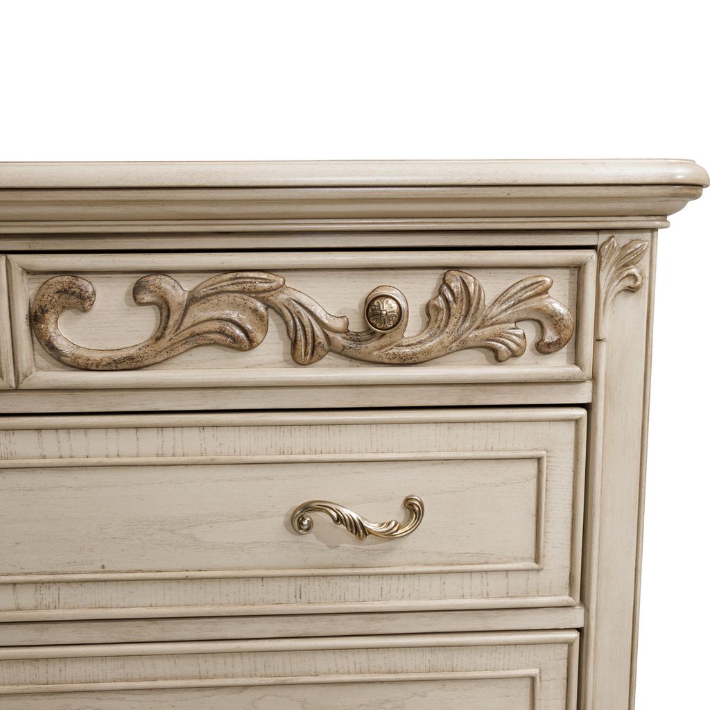 Michael Amini Platine de Royale 6-Drawer Chest - Champagne