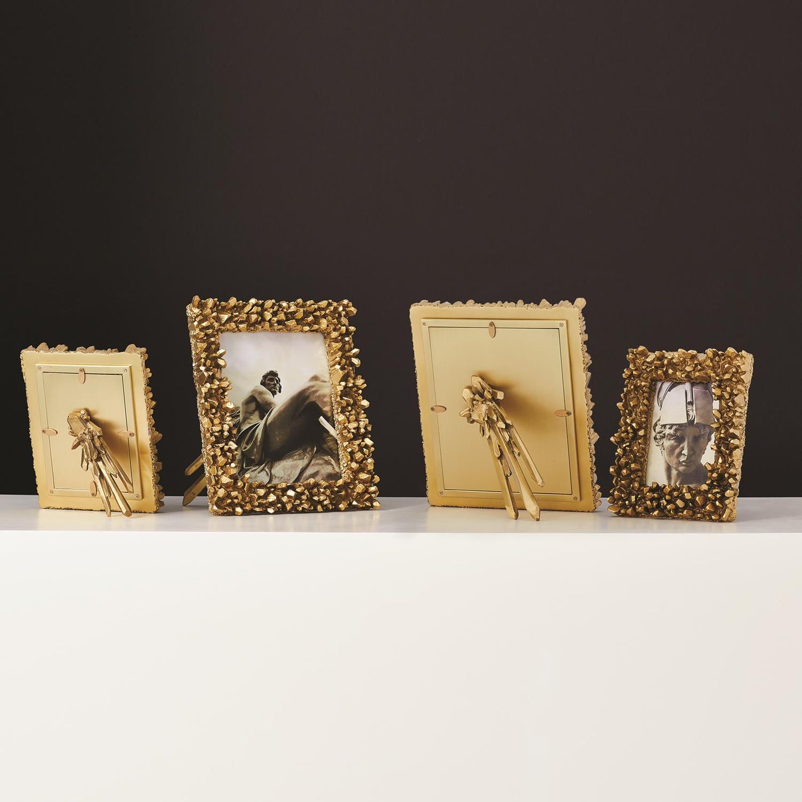 Global Views Facet Cluster Frame