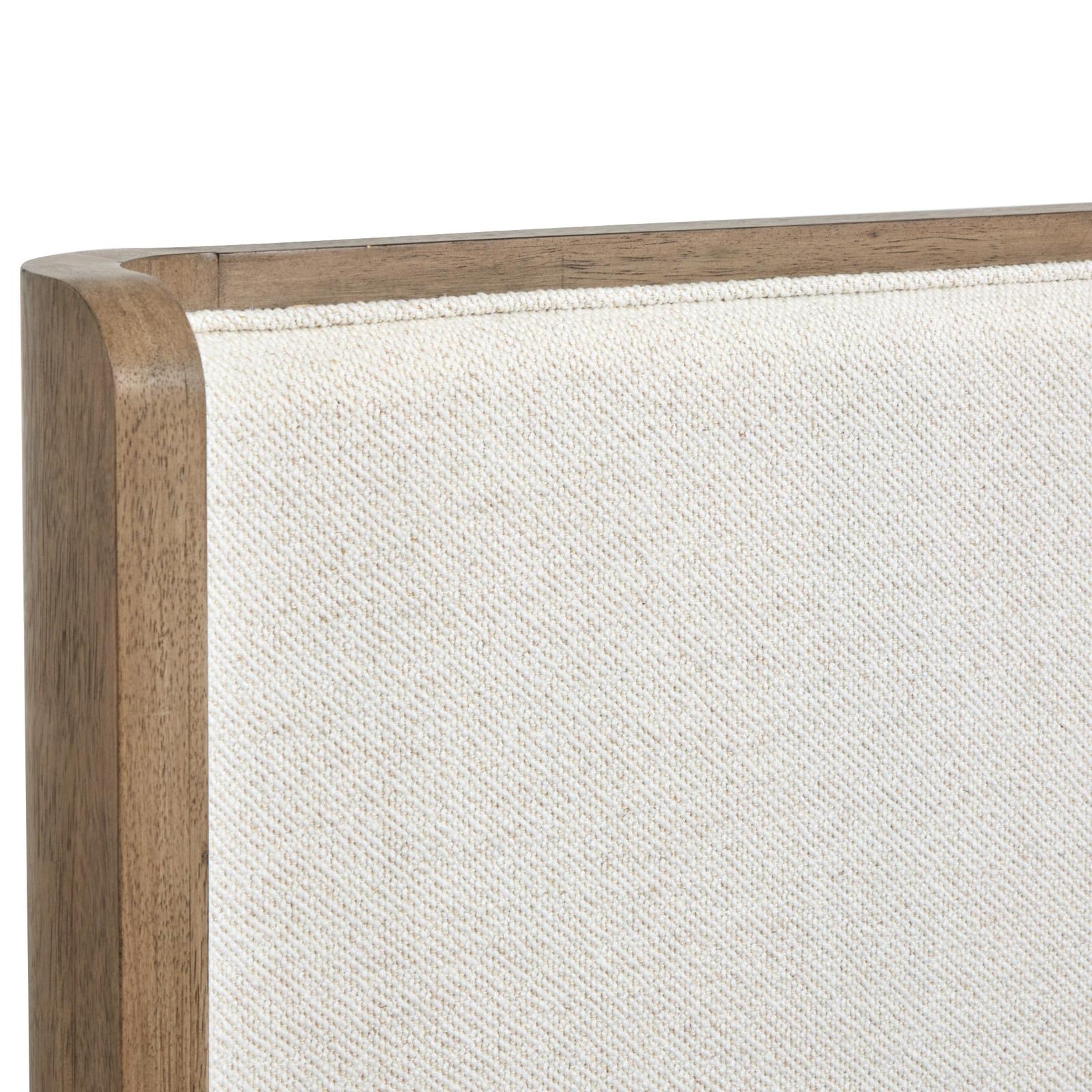 Magnussen Home Thorne Amber Brown Upholstered Platform Bed