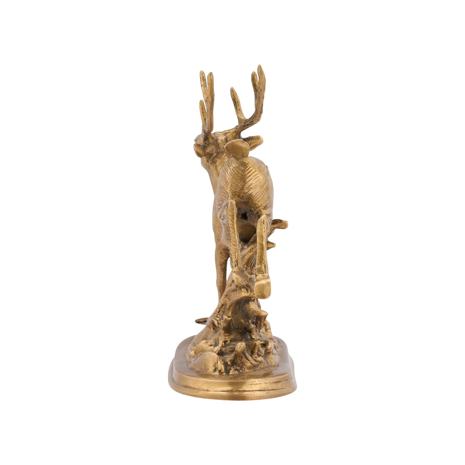 Chelsea House Dancing Buck