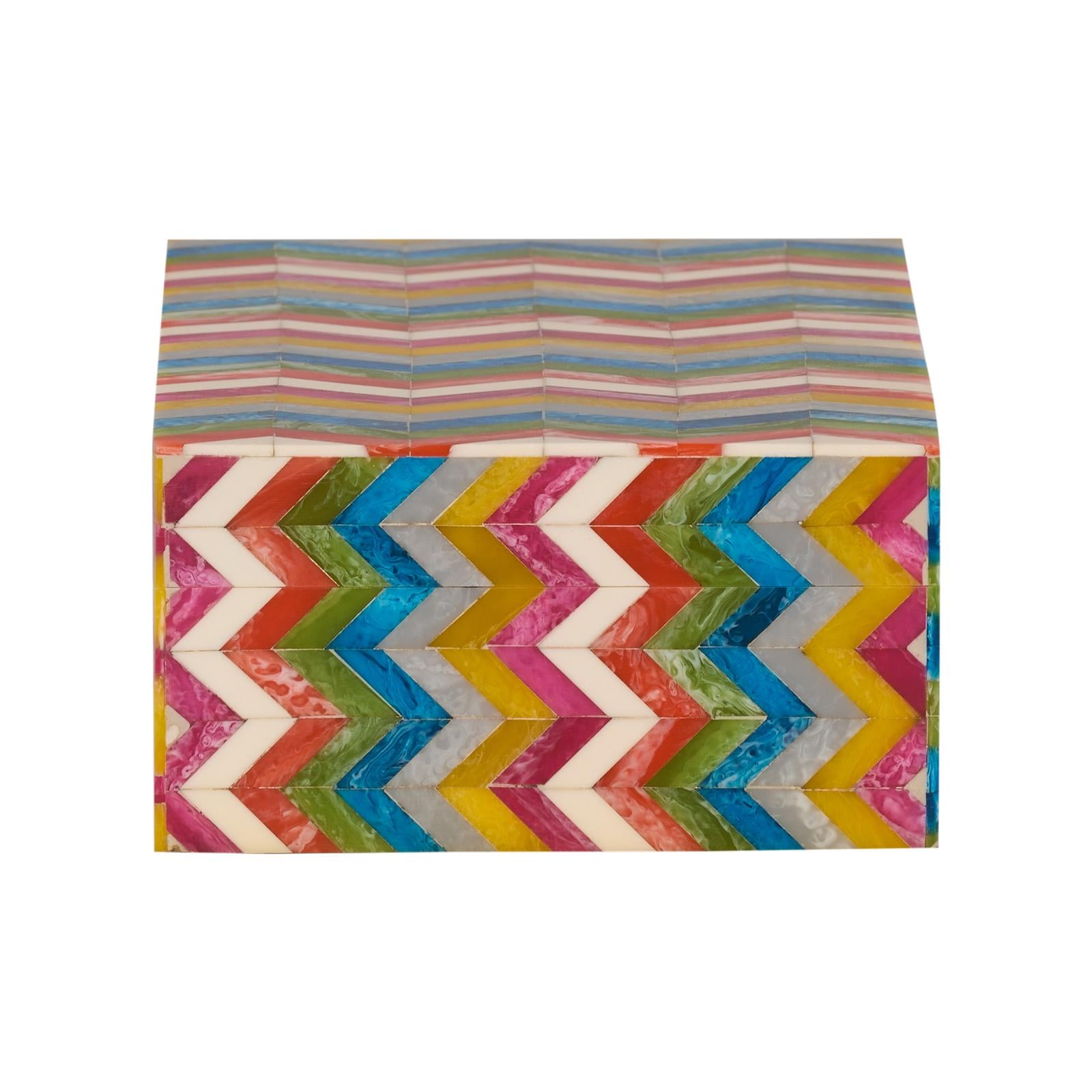 Chelsea House Chevron Box