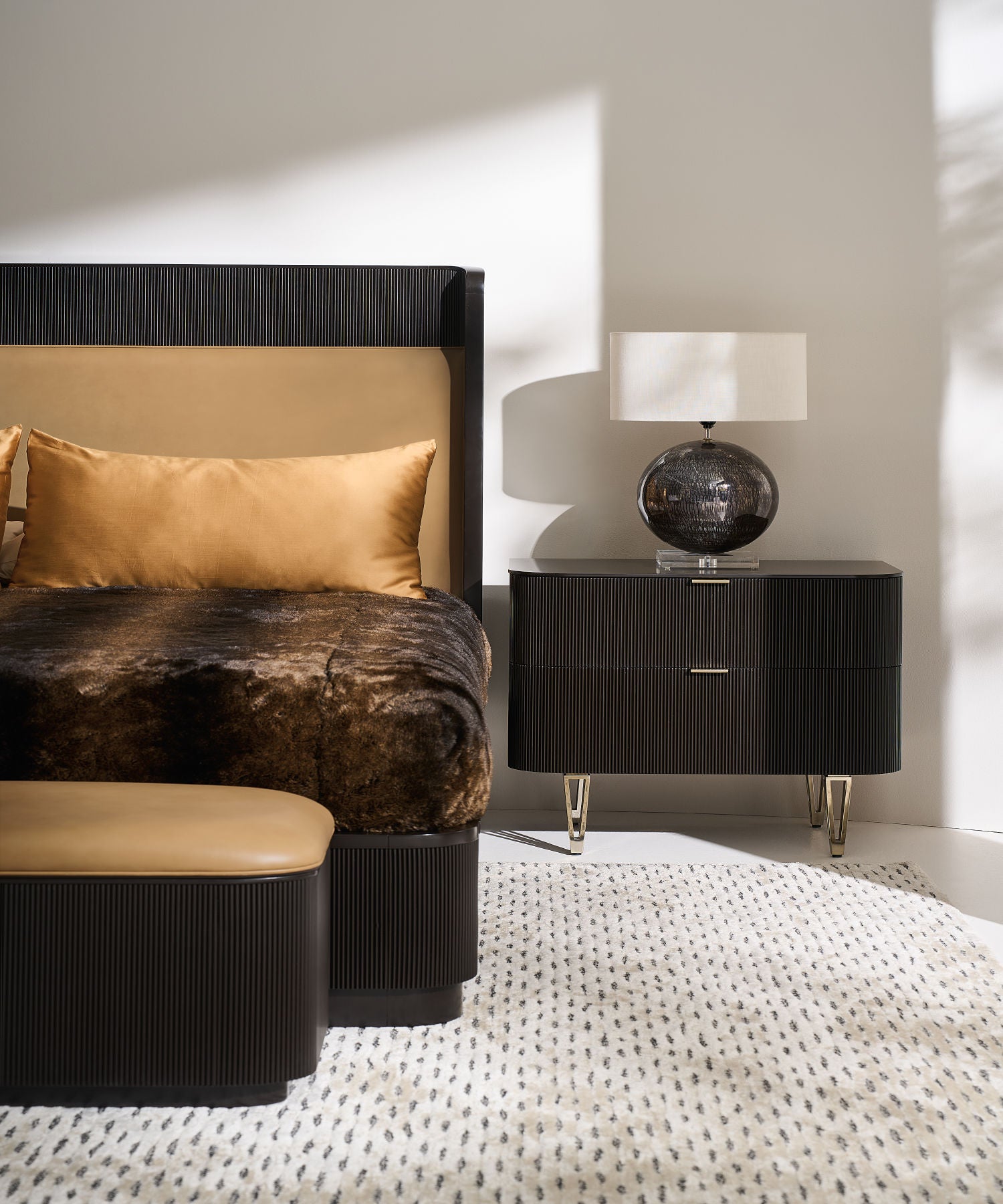 Caracole Classic Fall In Love Bed