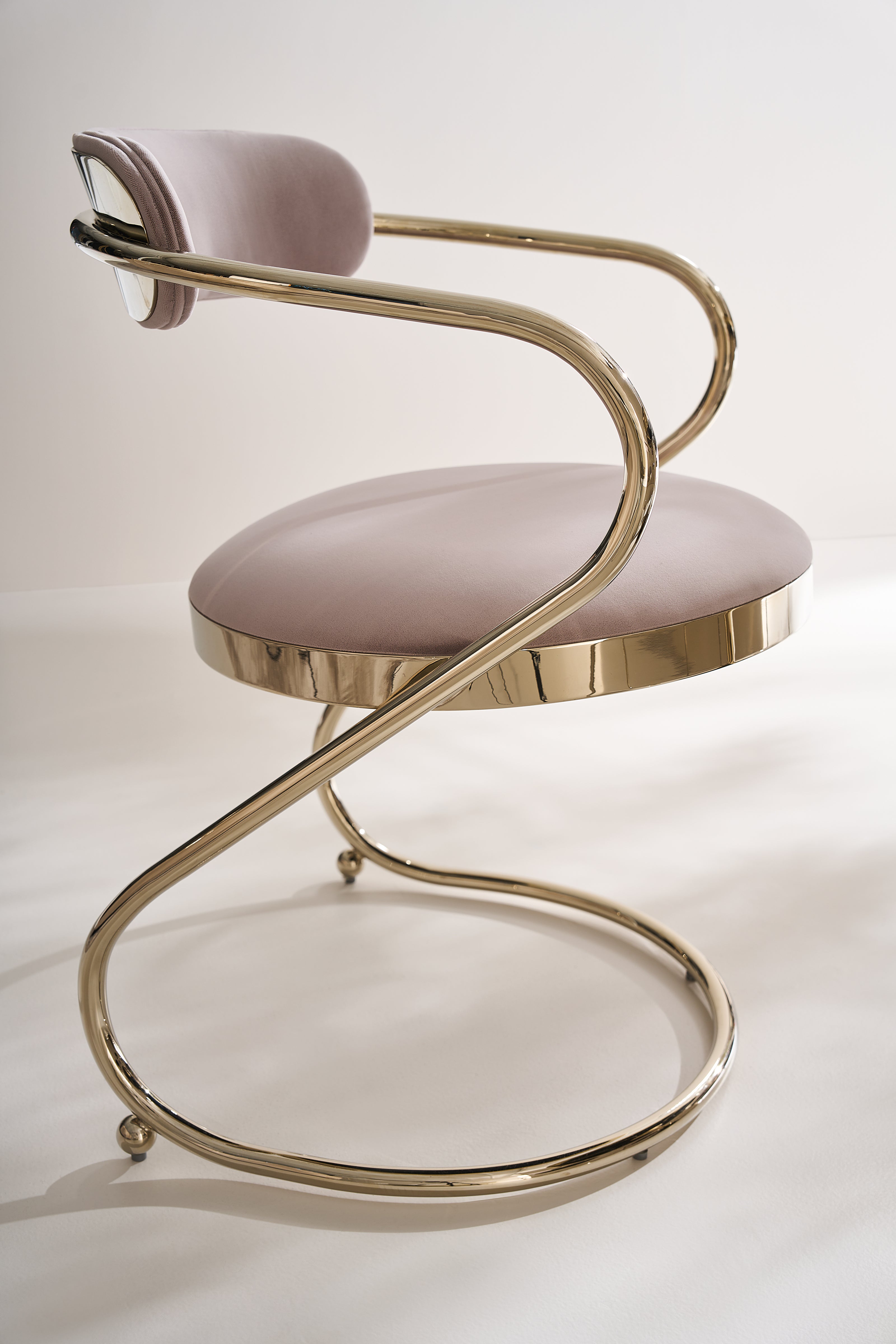 Caracole Classic Retrospect Dining Arm Chair