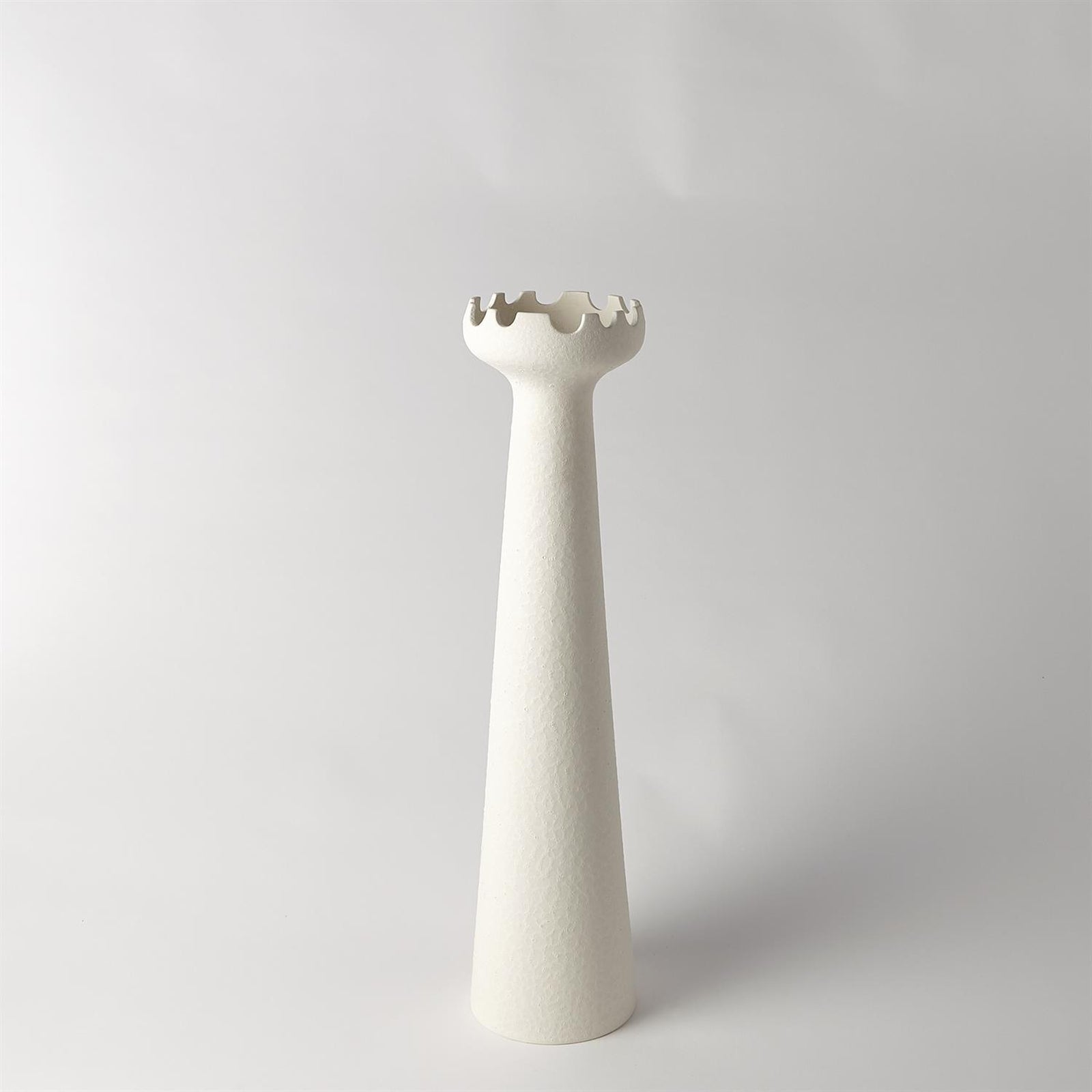Global Views Vase