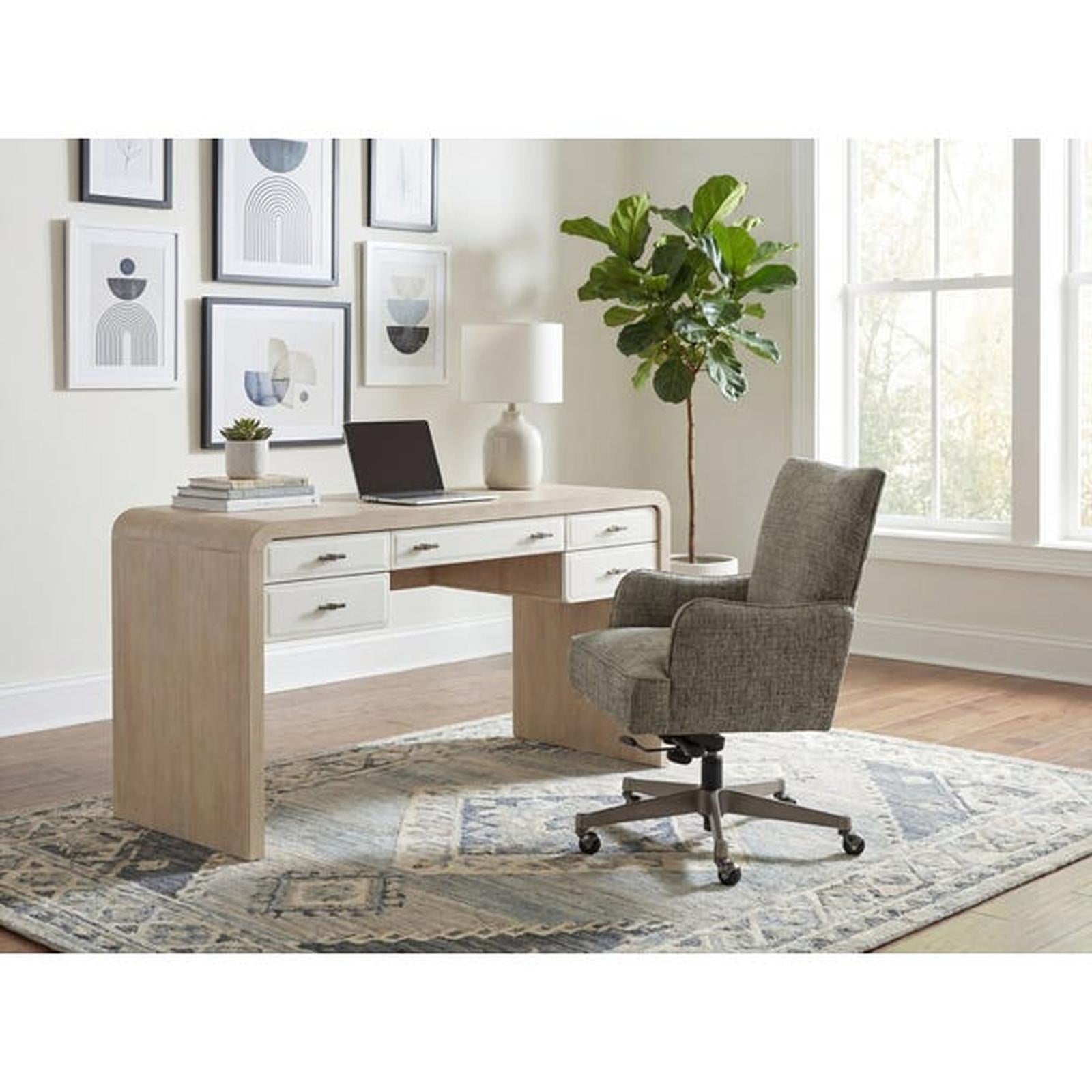 Hooker Furniture Quinn Executive Swivel Tilt Chair