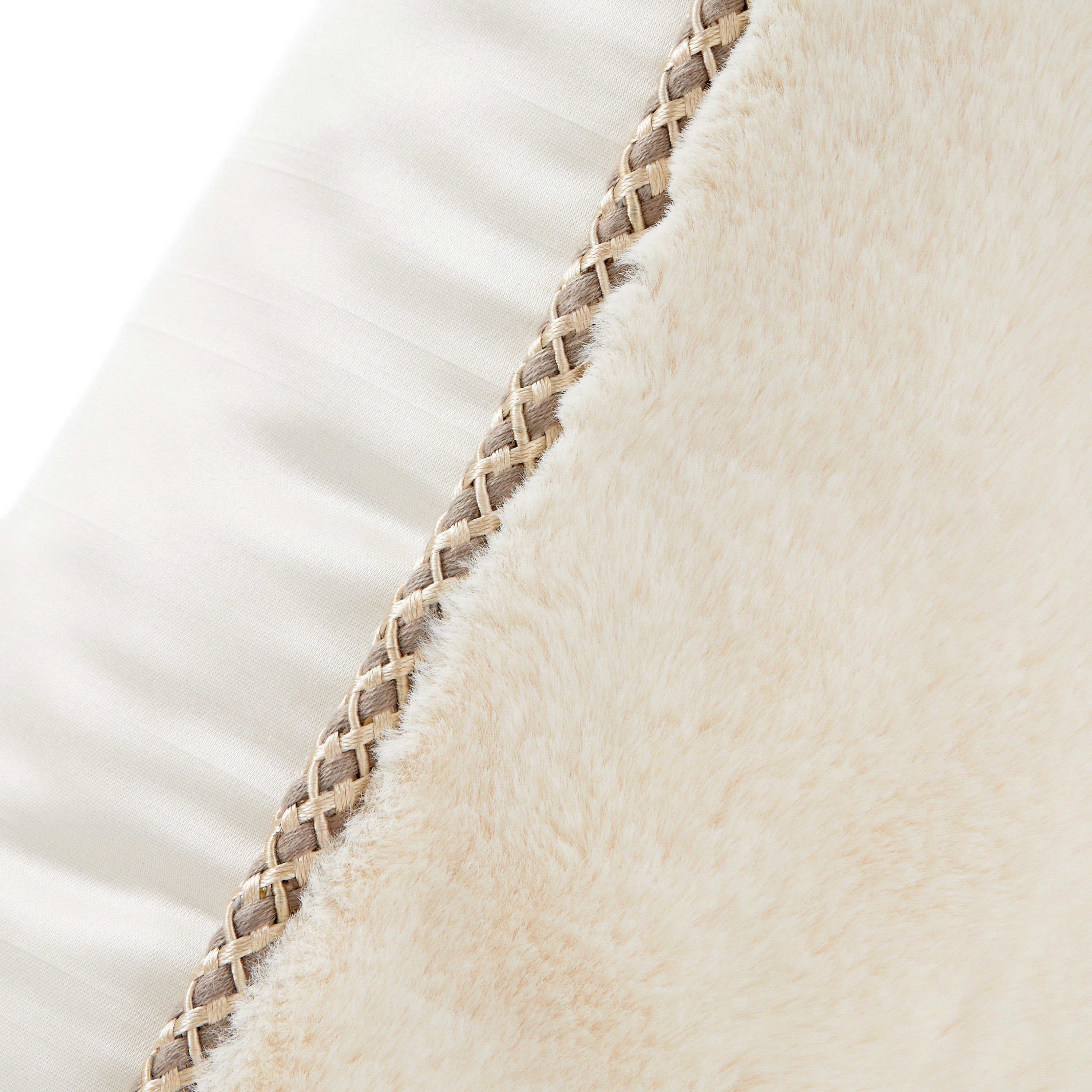 Michael Amini Glennridge Comforter Set - Frost