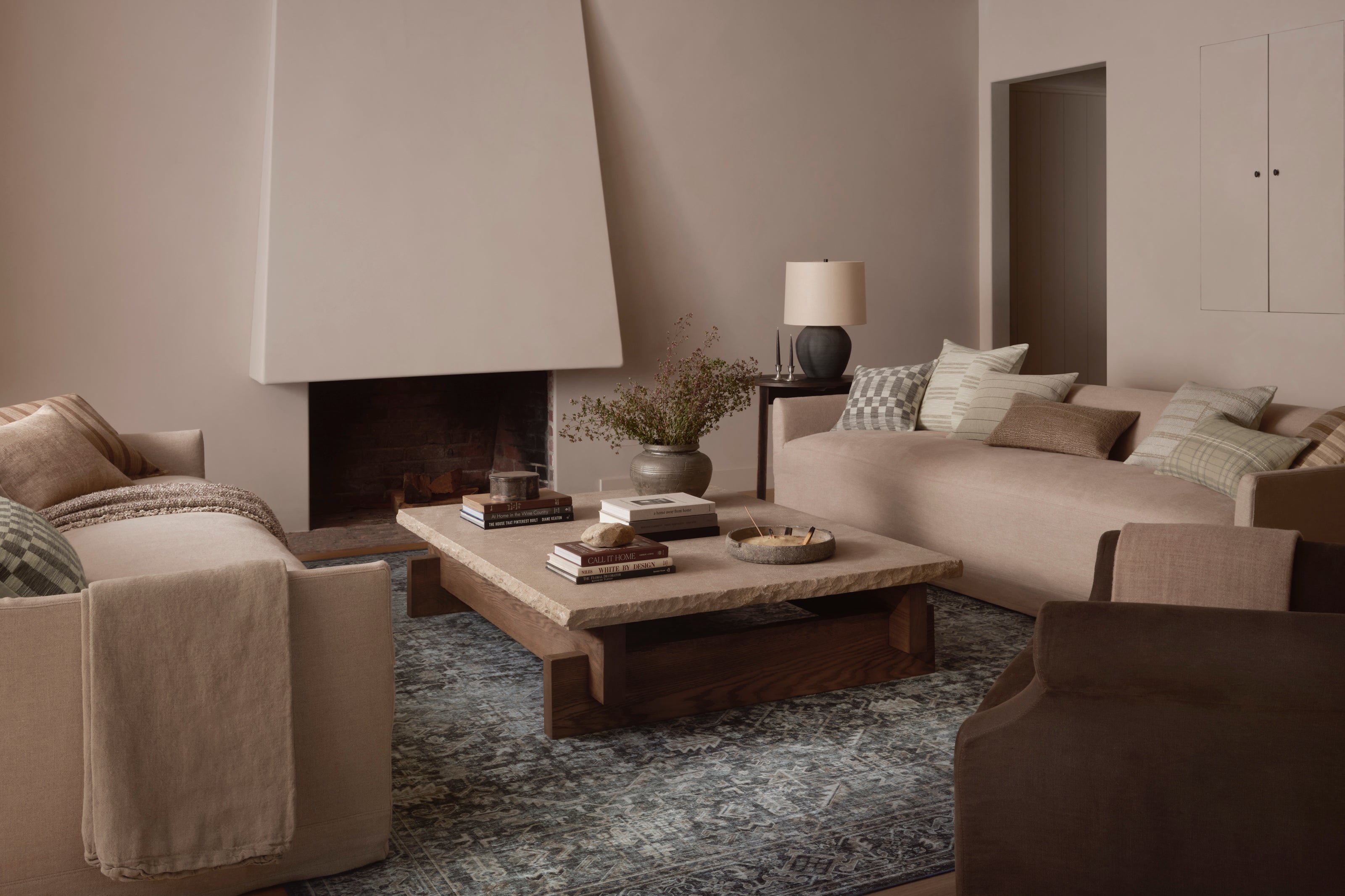 Amber Lewis Josie Ocean / Natural Rug DC10