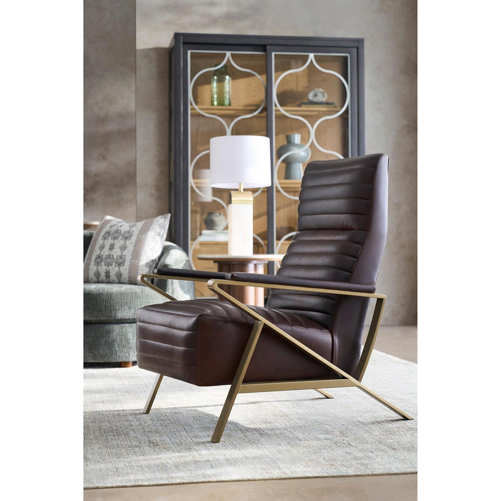 Fairfield Thea Curio with Sliding Door