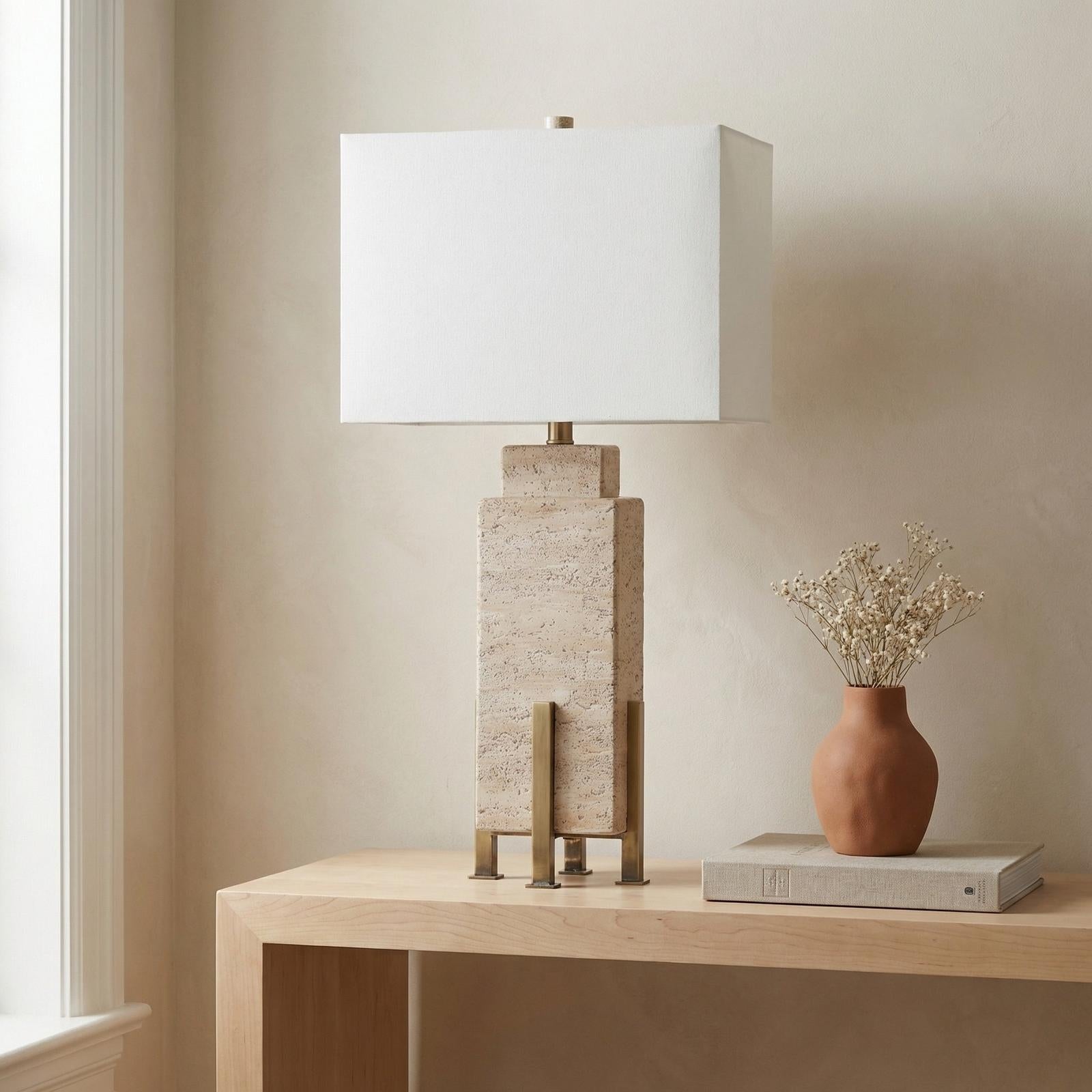 BMC Iris Table Lamp
