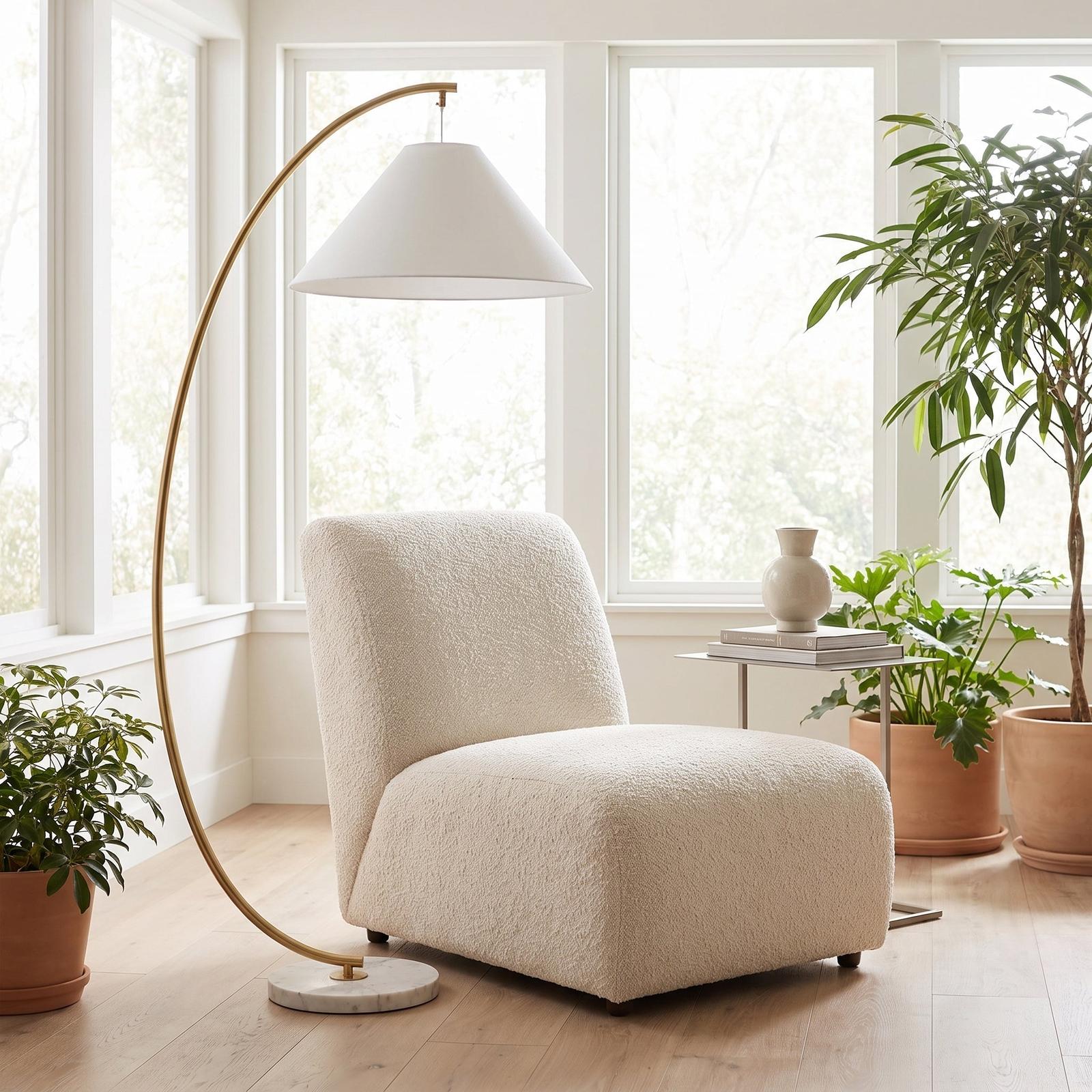 BMC Knightly Floor Lamp