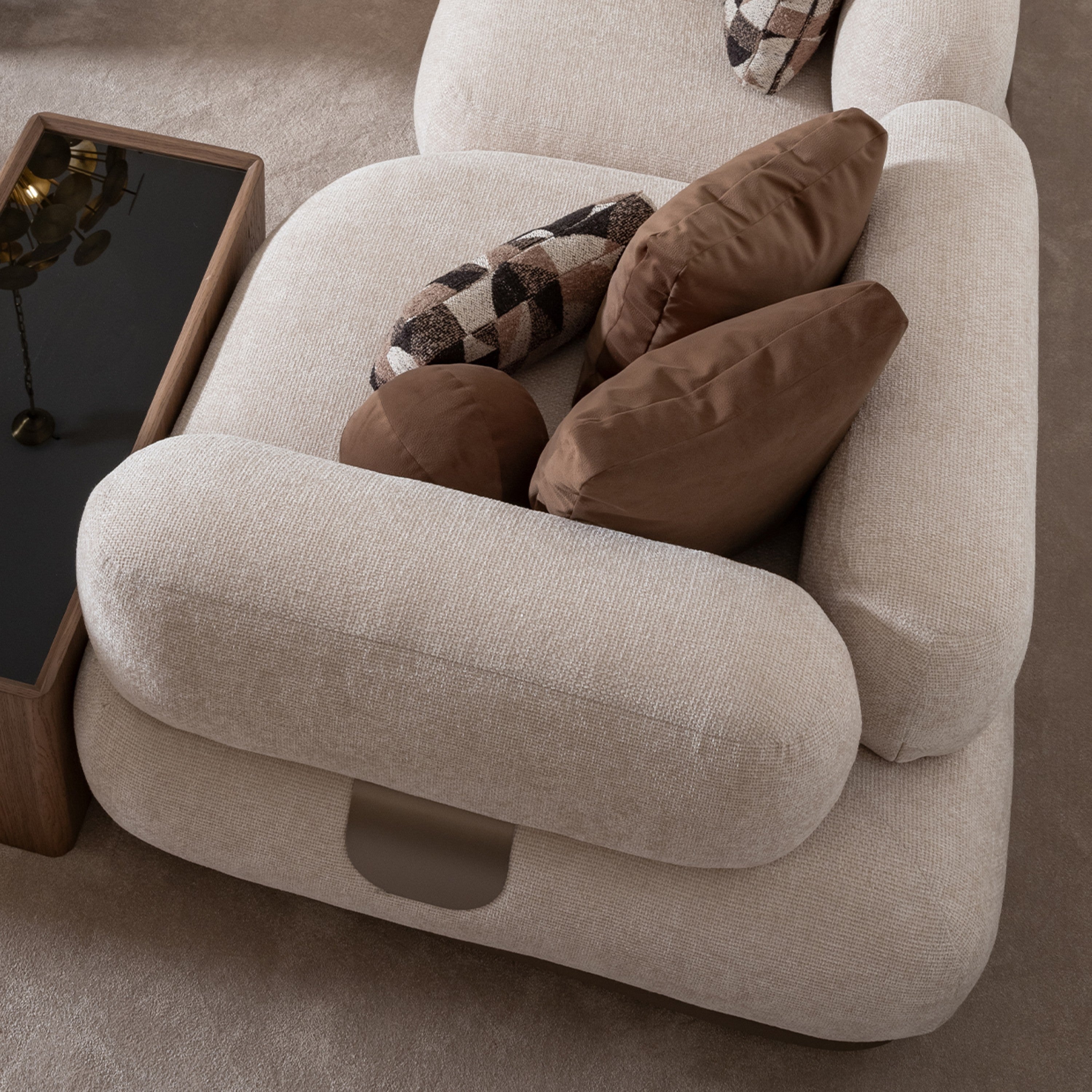 Michael Amini Bristol Point Modular - Fawn/Saddle Brown