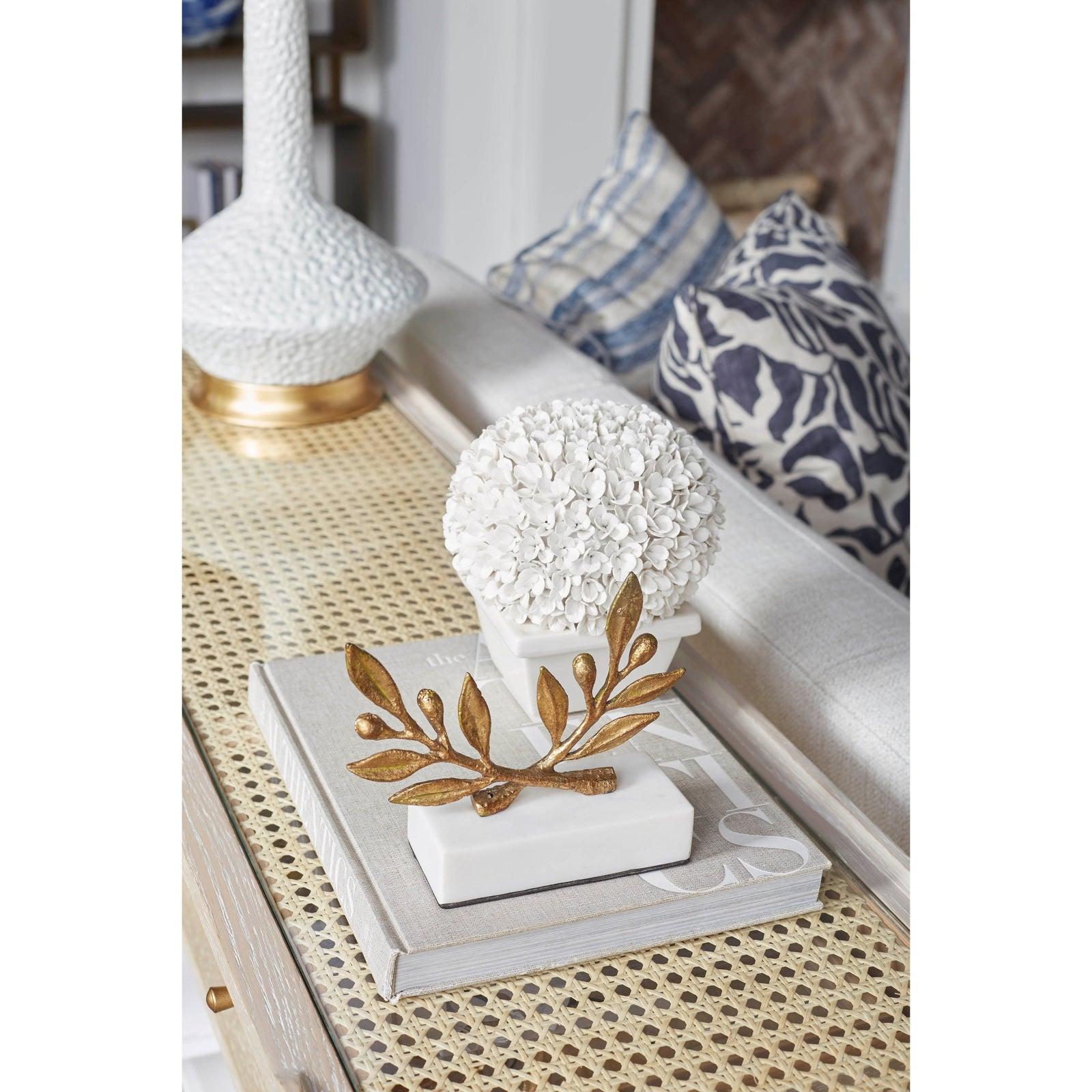 Villa & House Boston Round Boxwood Topiary
