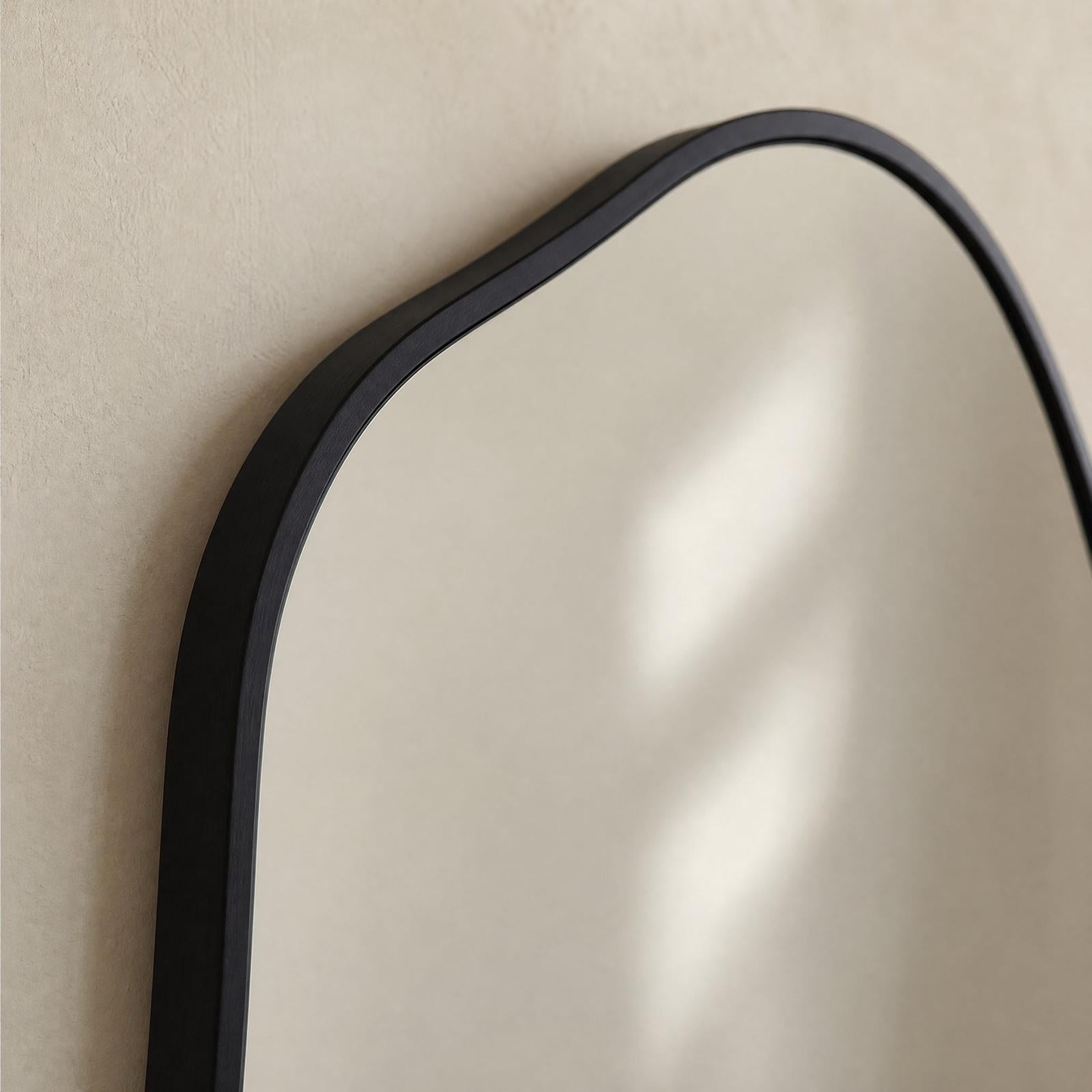Bassett Mirror Karaniya 30