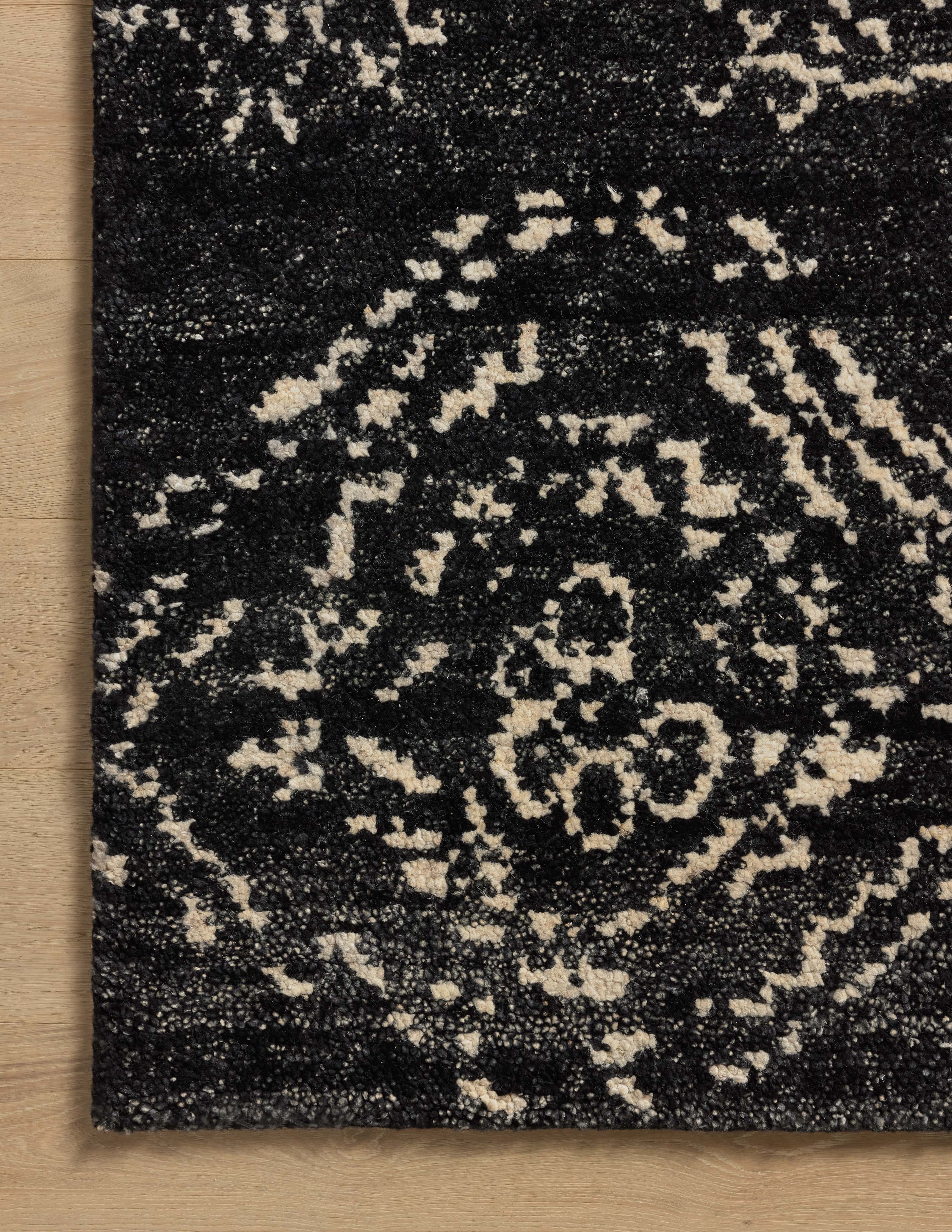 Loloi Meryl MEY-03 Black / Ivory Rug