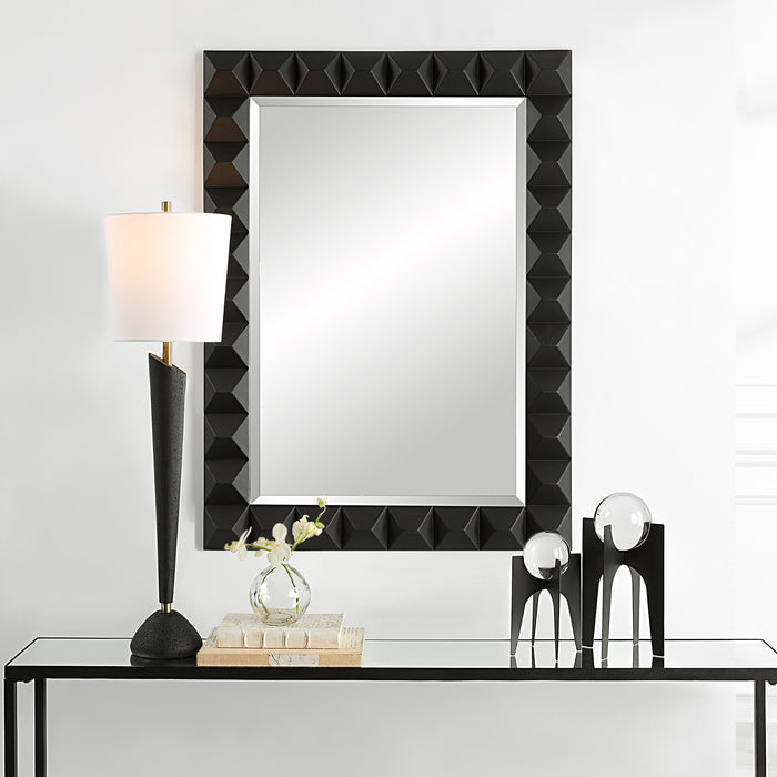 Black-and-white-entryway-with-large-round-custom-cut-mirror-design-375×500