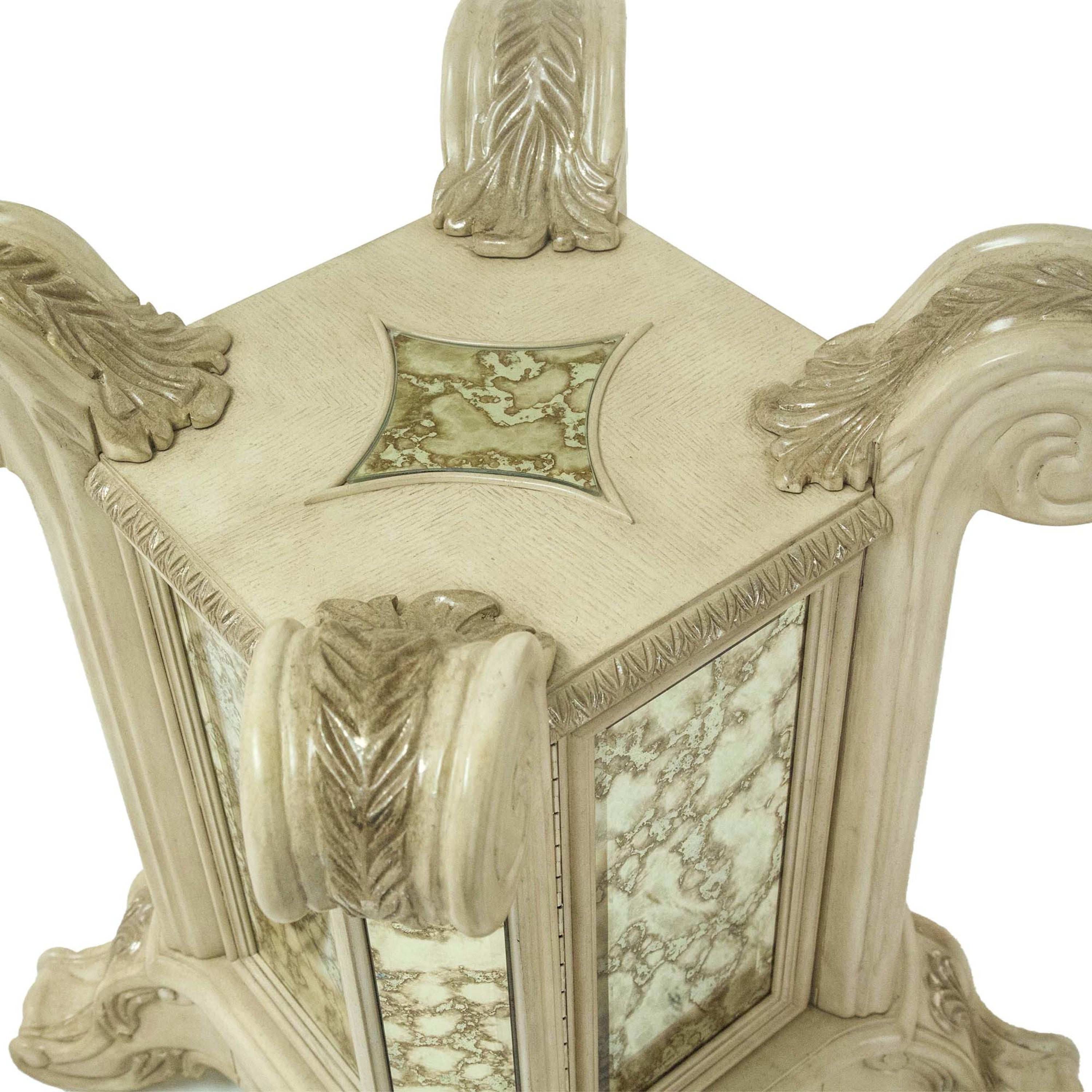 Michael Amini Platine de Royale Round Dining Table - Champagne