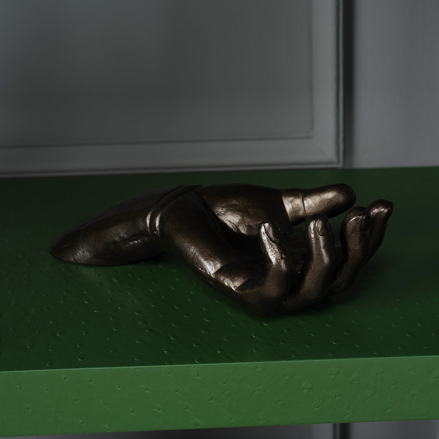 Alix Decorative Art Piece