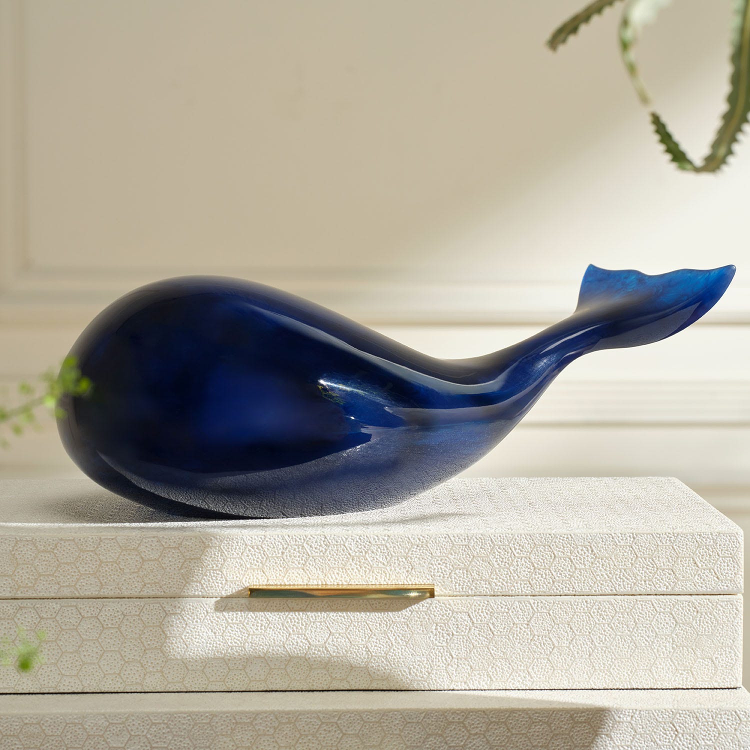Delroy Resin Object - Set of 2