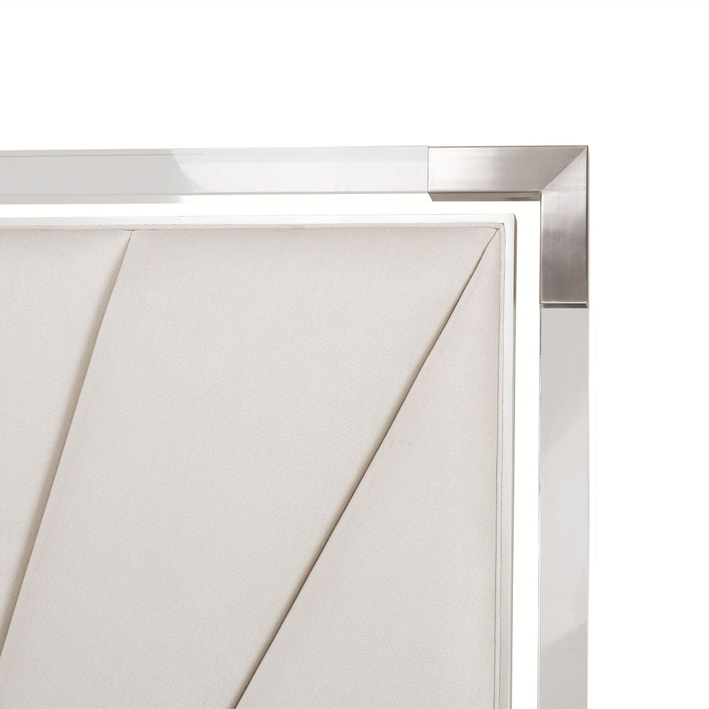 Michael Amini Penthouse Bed - Ash Gray