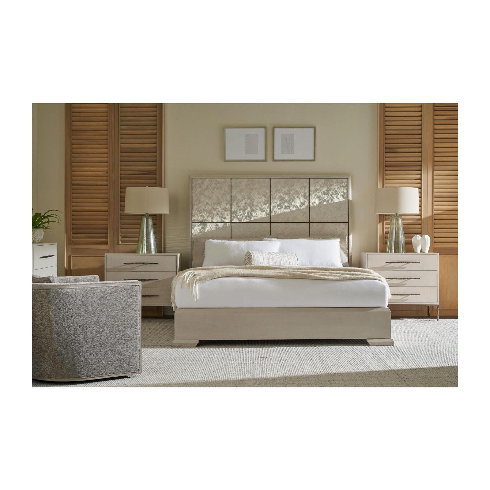 Theodore Alexander Essence Bed