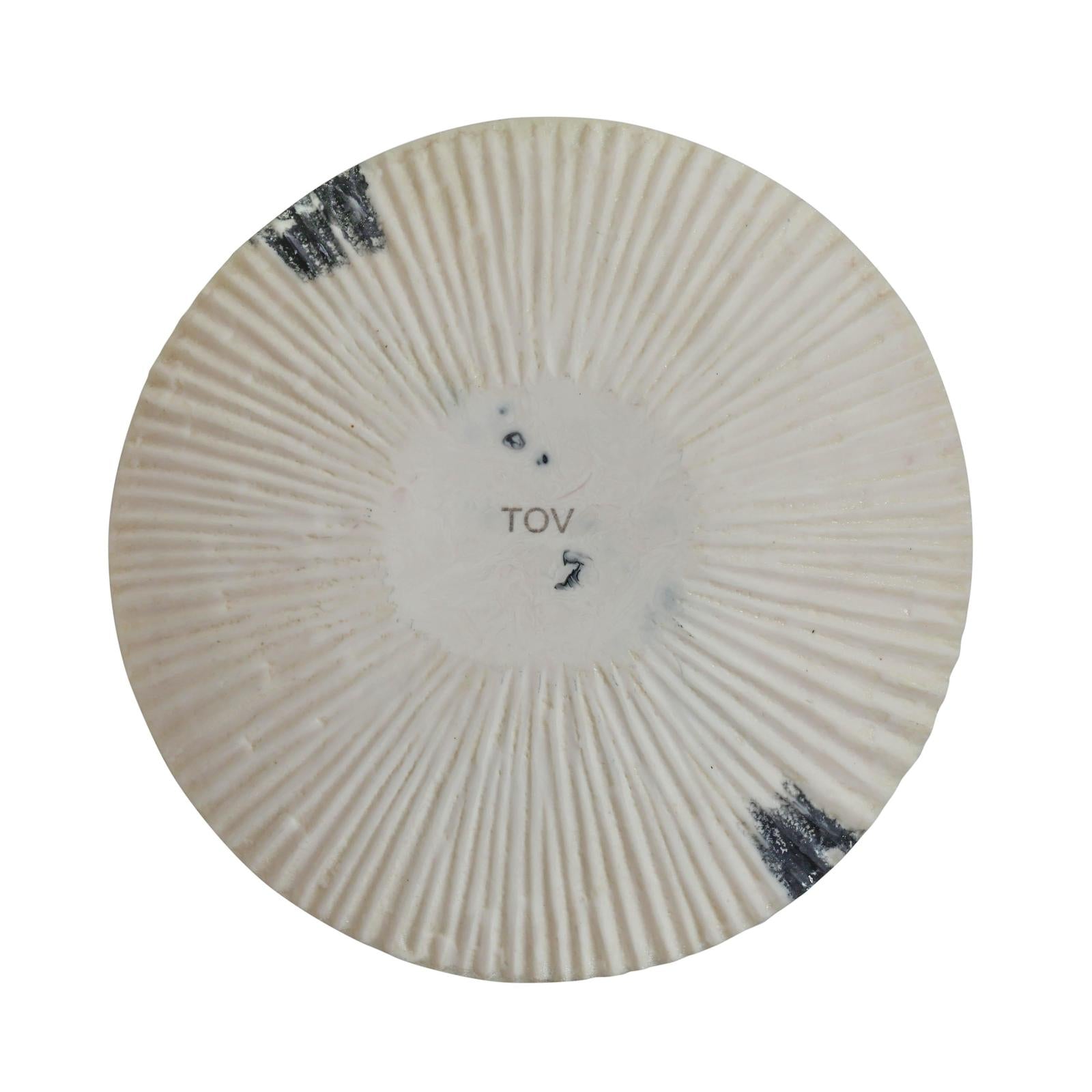 TOV Furniture Ikani  Black & White Resin Serving Plate