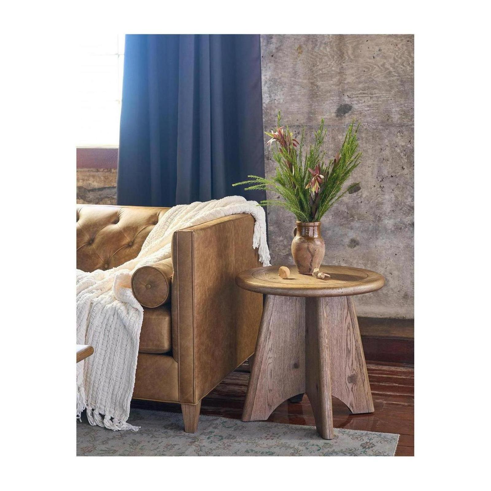 Universal Furniture Sienna Round Side Table